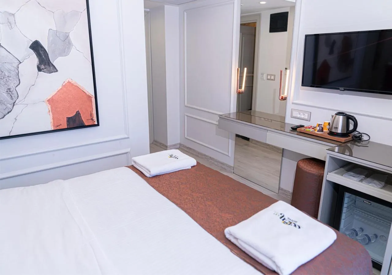 TV and multimedia, Bed in Cetin Port Hotel