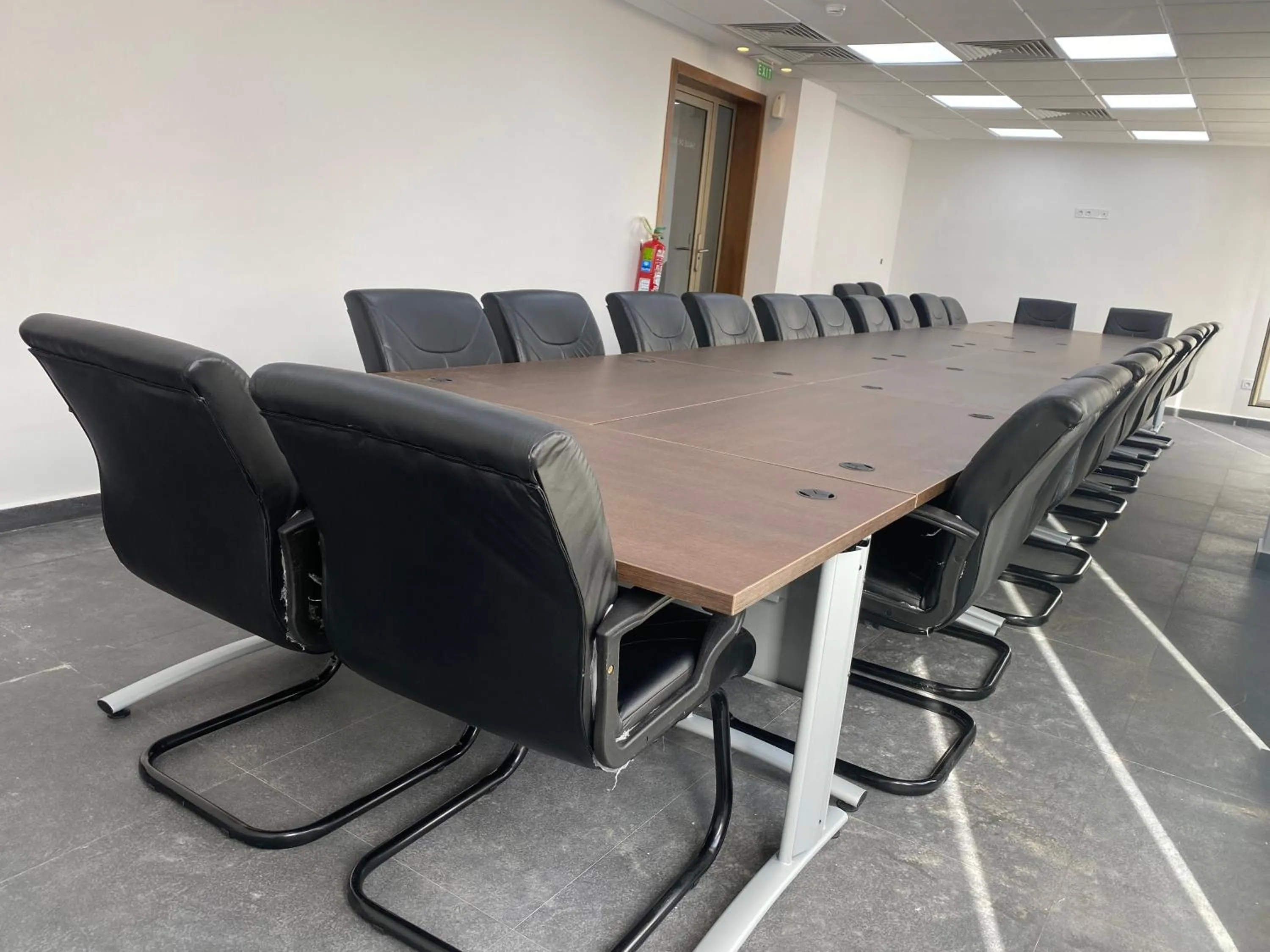 Business facilities in Fajr Hotel