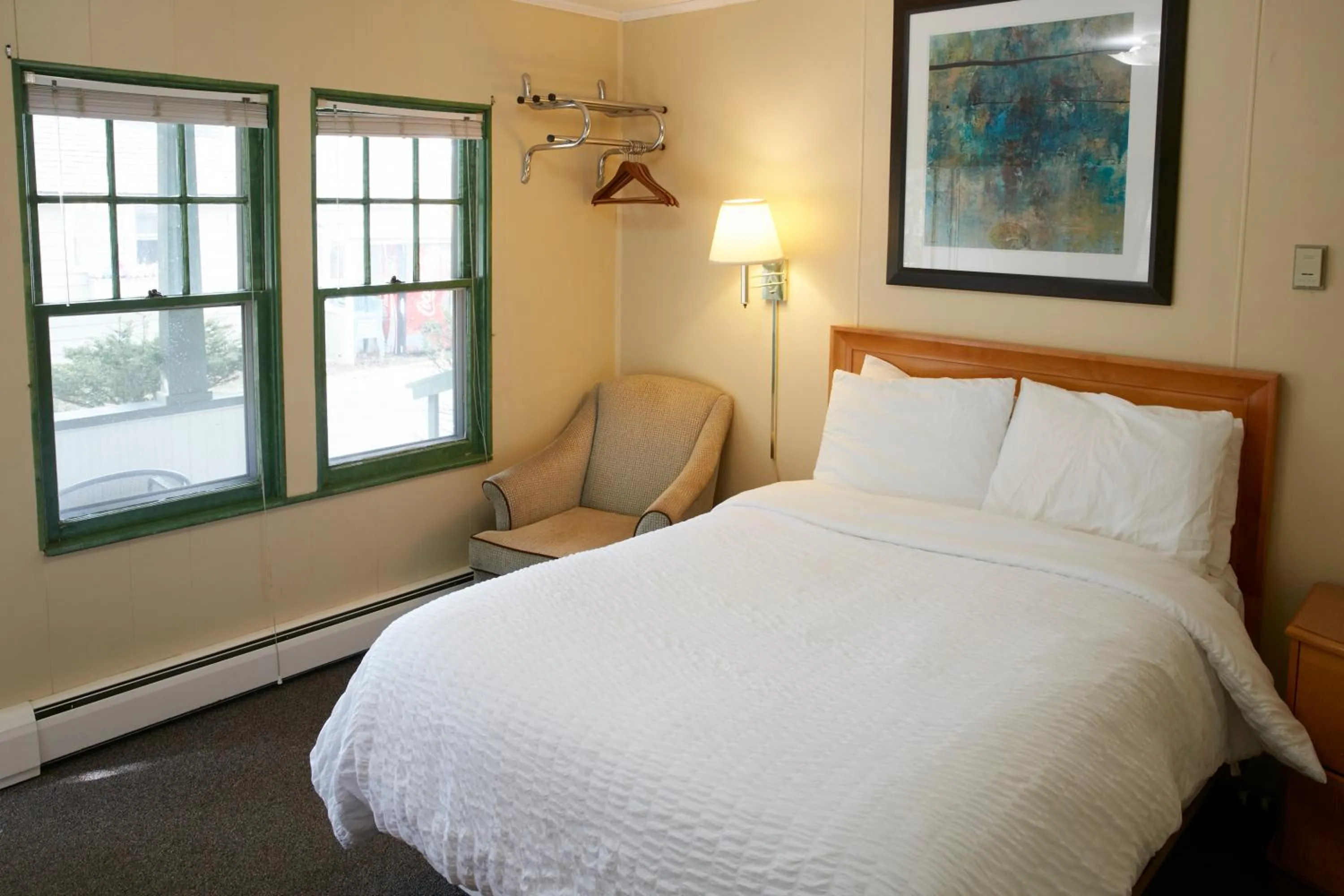 Bedroom, Bed in The Ashley