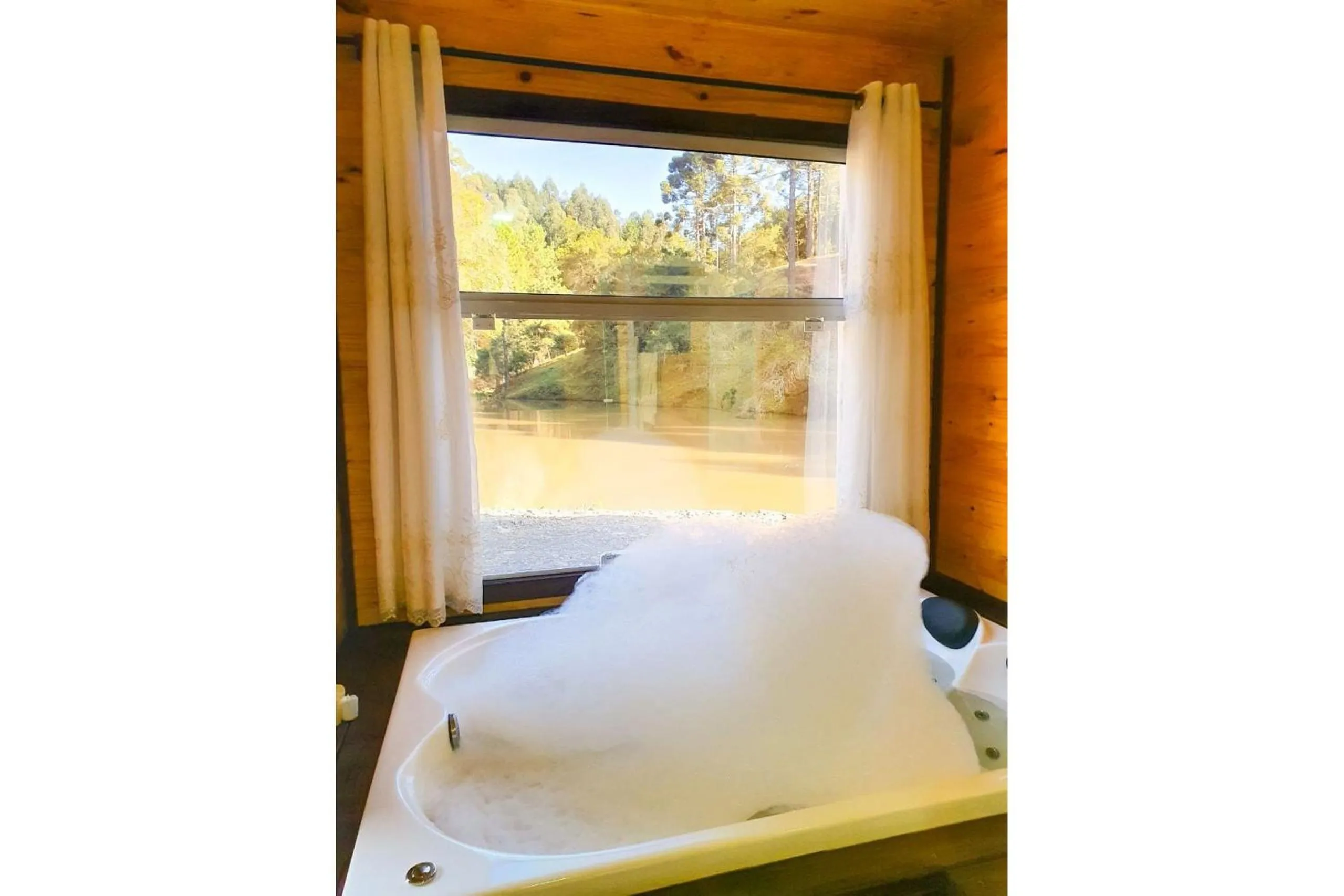 Hot Tub, Bed in Cabana Brisa Serrana - Urubici-SC