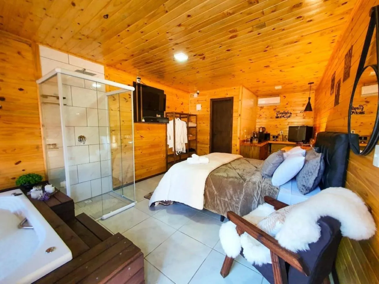 TV and multimedia, Bed in Cabana Brisa Serrana - Urubici-SC