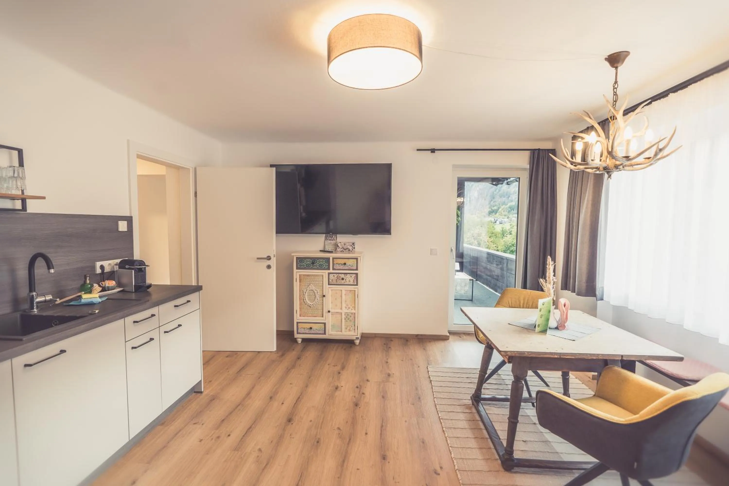 TV and multimedia in Anna Pertl - lieblingsquartier