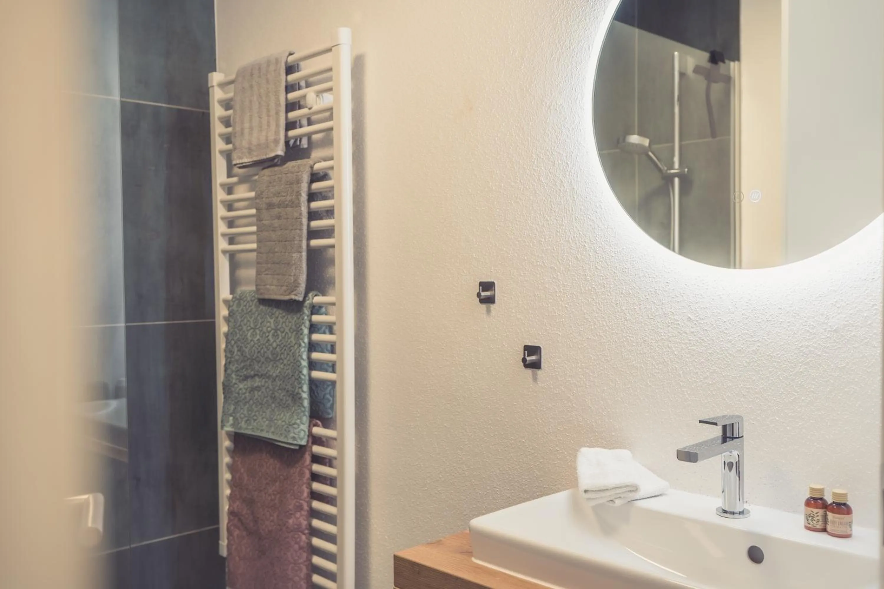 Shower in Anna Pertl - lieblingsquartier