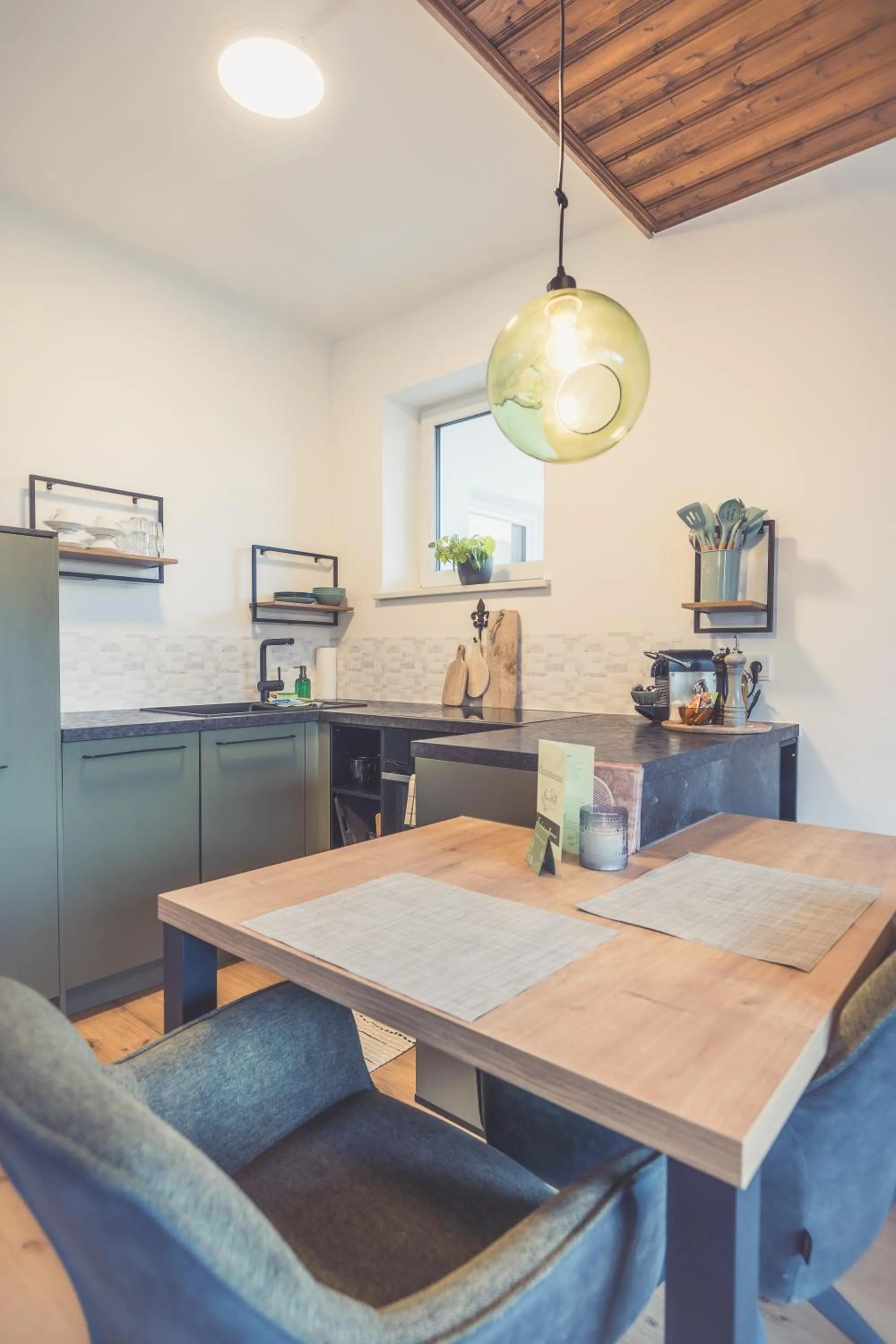 Kitchen or kitchenette in Anna Pertl - lieblingsquartier