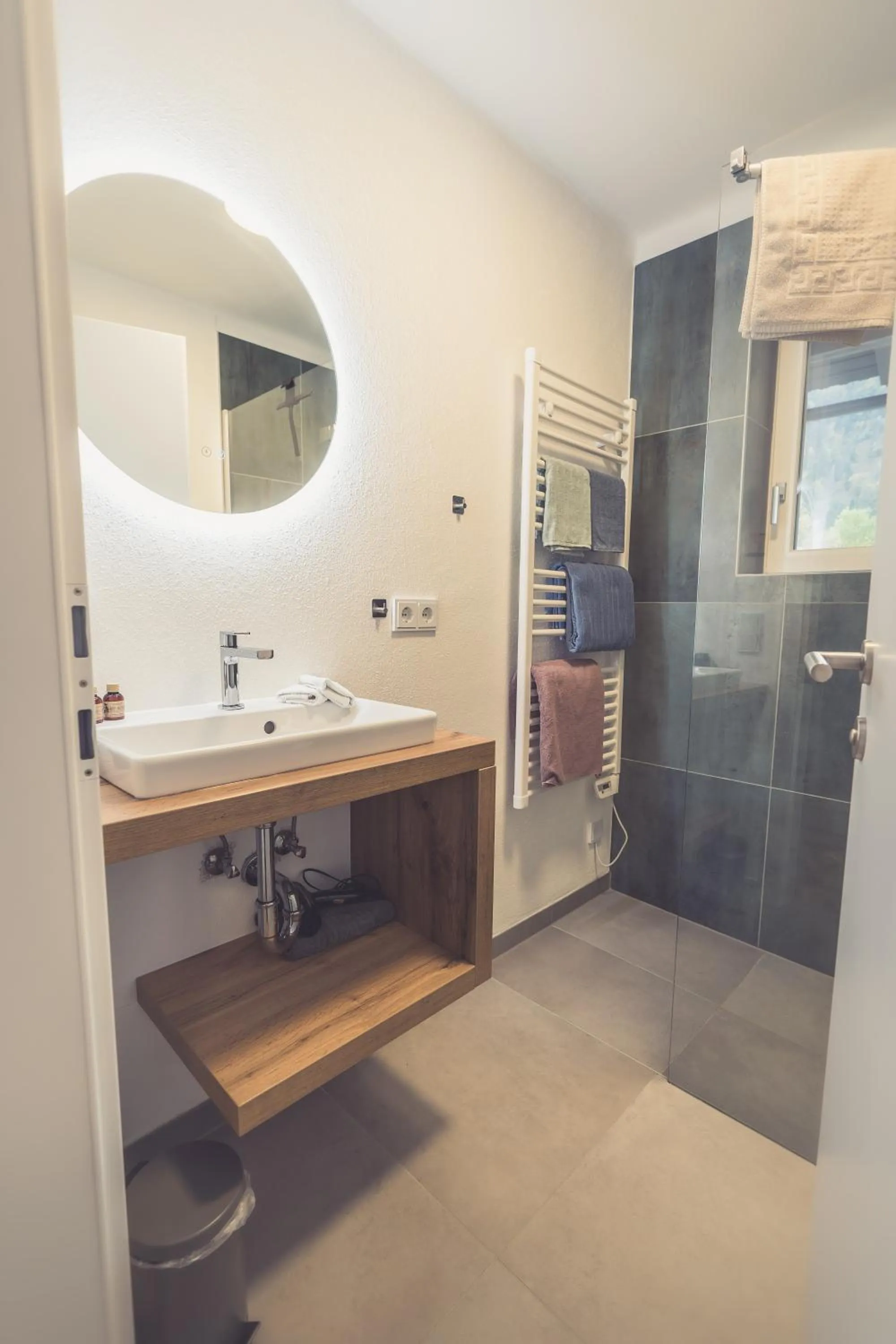 Shower in Anna Pertl - lieblingsquartier