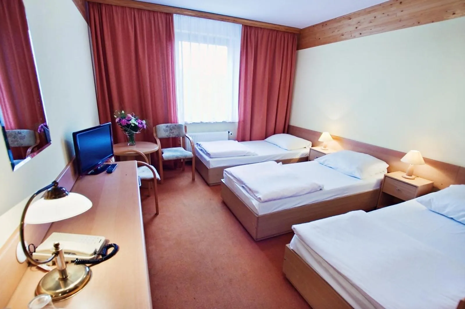 Photo of the whole room, Bed in Hotel Panorama