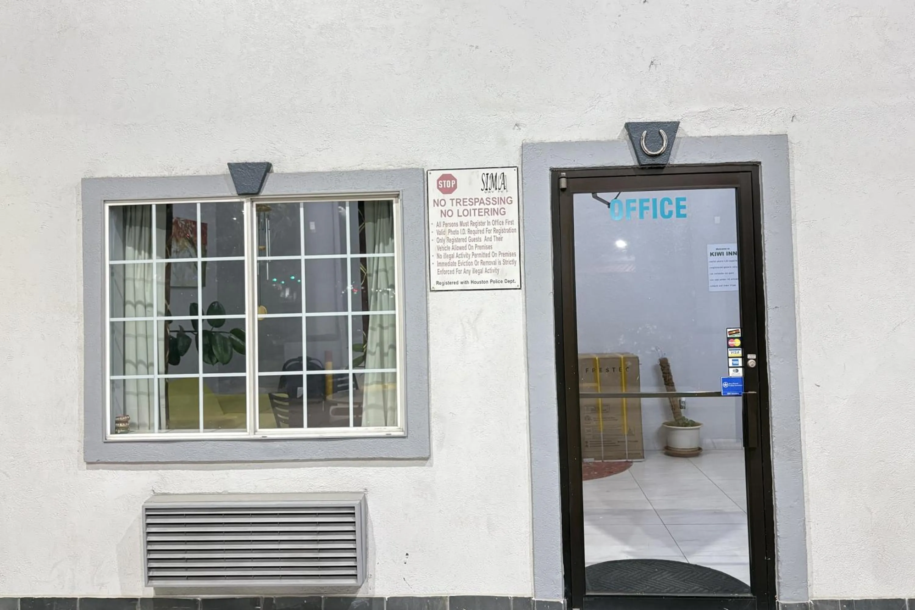 Lobby or reception in Kiwi Inn Capital O Houston - Hwy 249