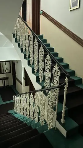 FLEUR DE LIS HOTEL