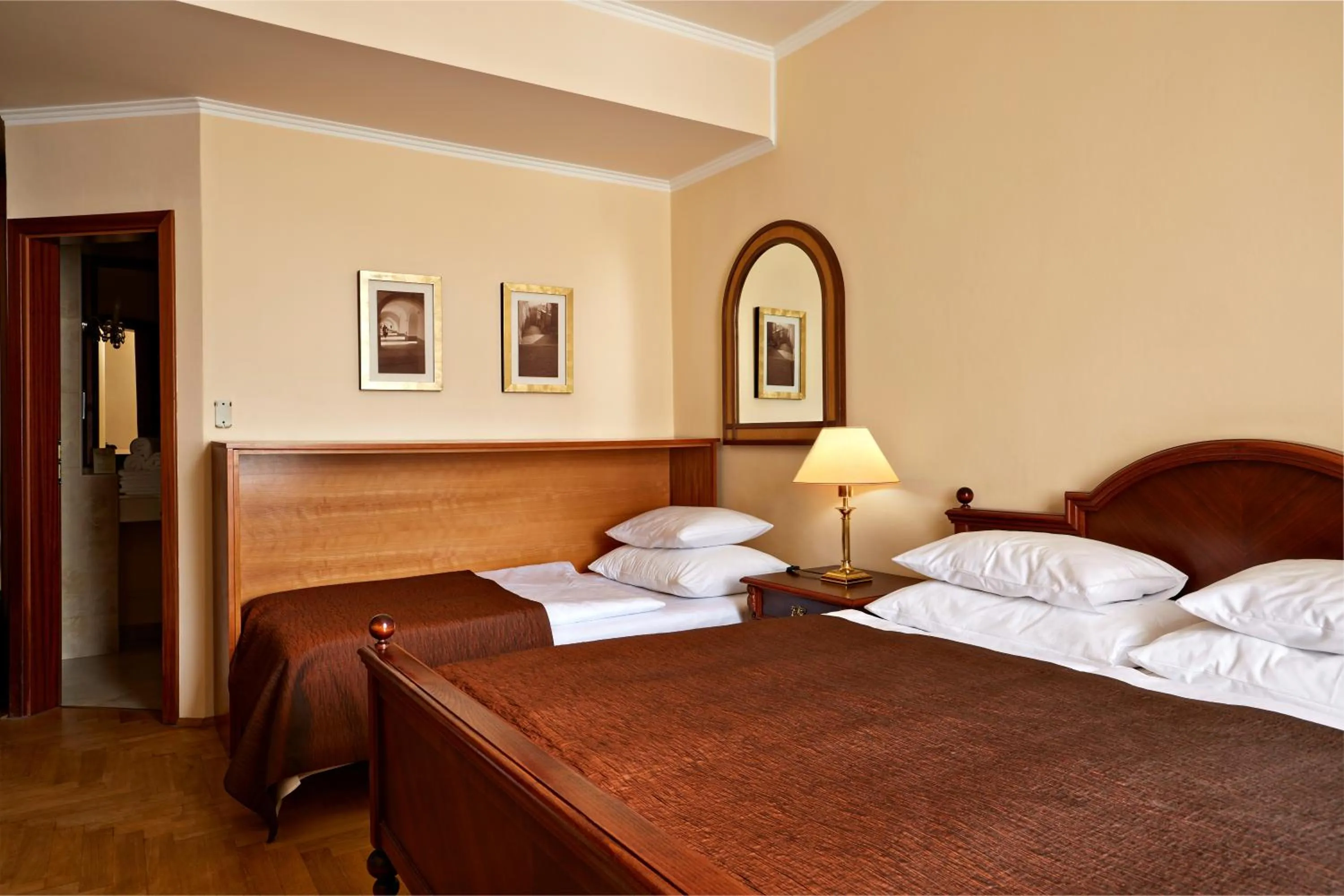 Bed in FLEUR DE LIS HOTEL