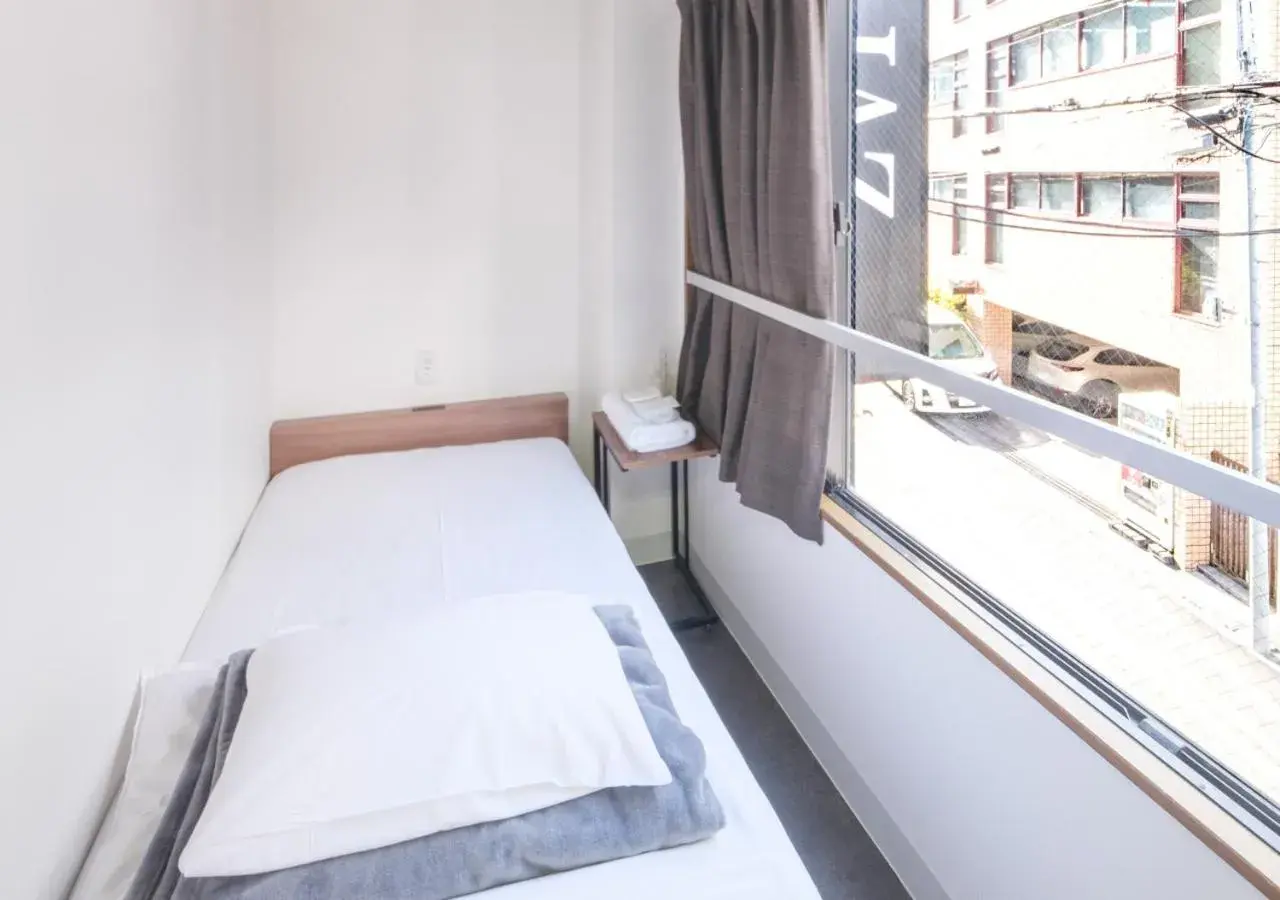 Private Room for Female with Shared Shower and Toilet in Hostel JAZ Private Room for Female with Shared Shower and Toilet in Hostel JAZ