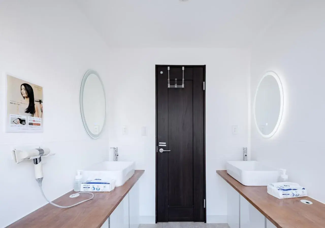 Single Bed in Mixed Dormitory Room in Hostel JAZ Single Bed in Mixed Dormitory Room in Hostel JAZ