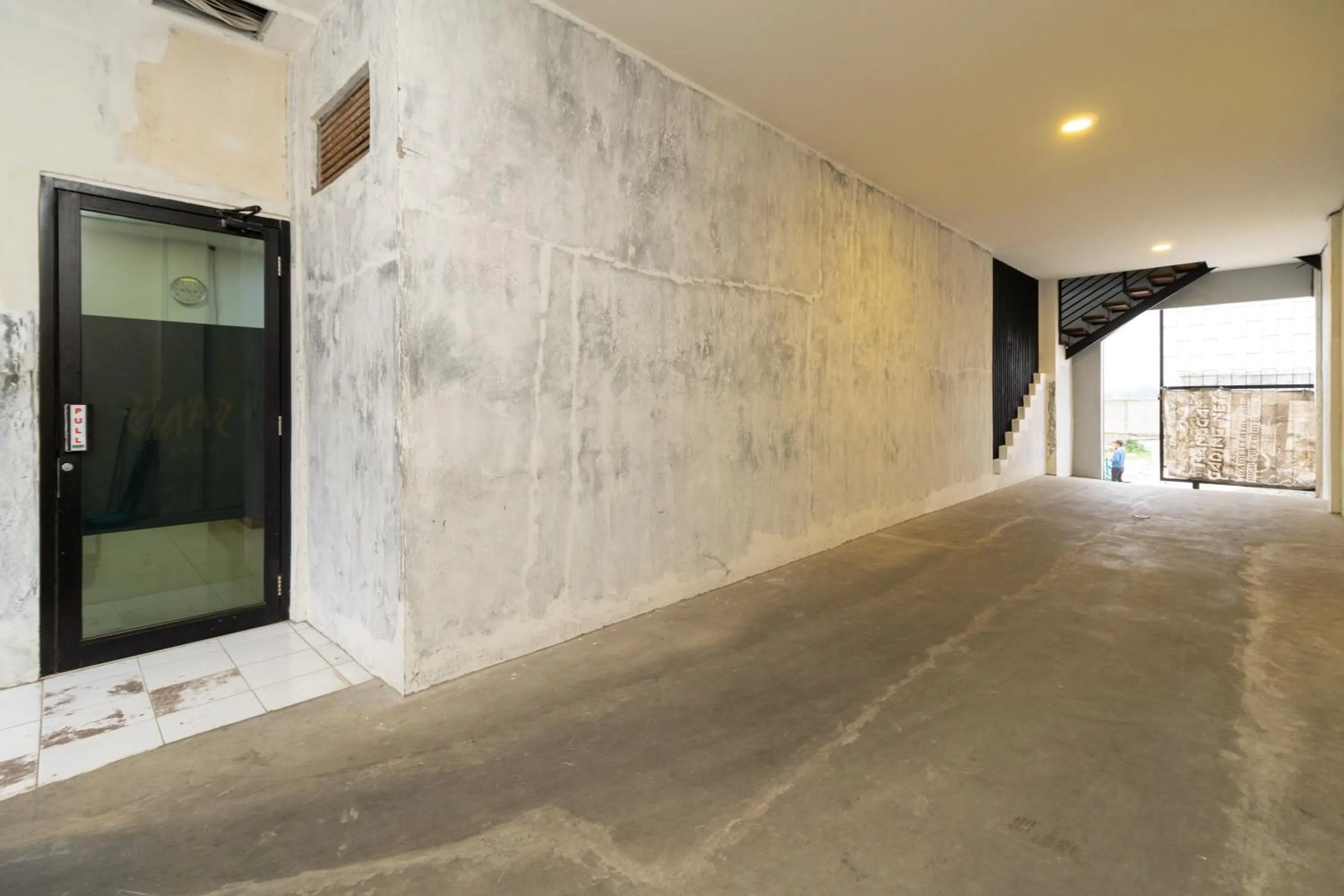 Property building in Sans Hotel Suryakencana Bogor