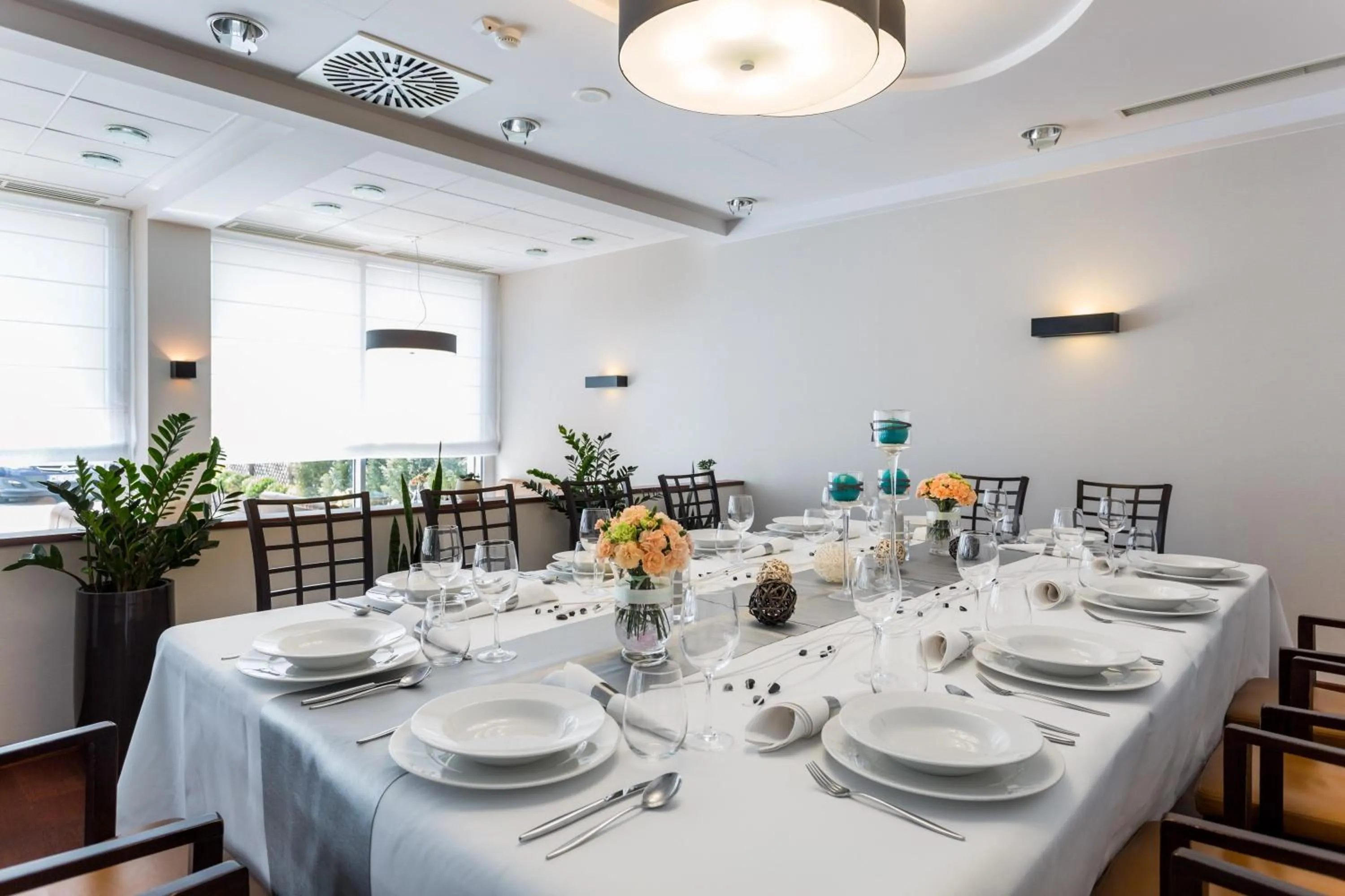 Restaurant/places to eat in Qubus Hotel Gliwice