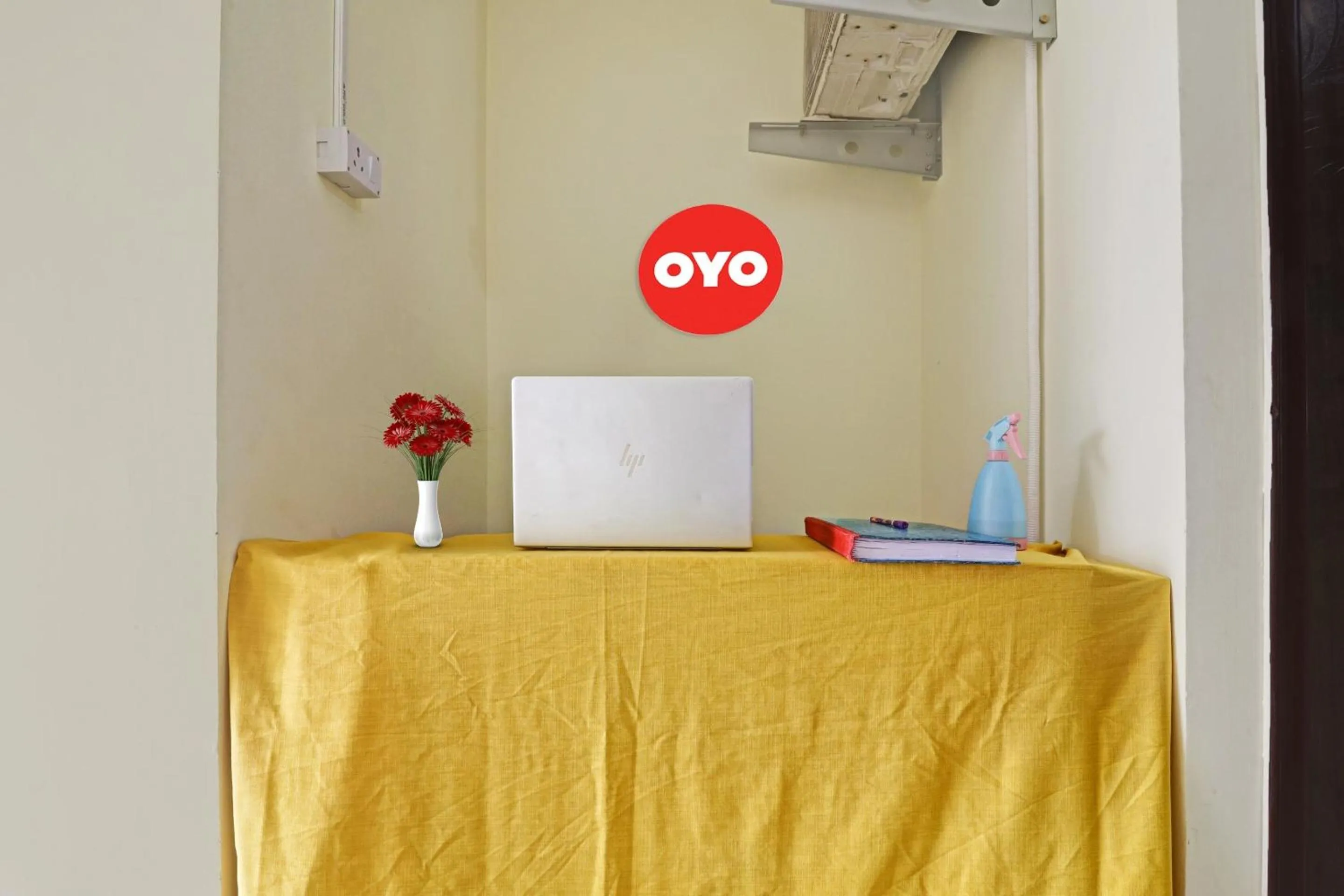 Lobby or reception in Super Hotel O Dk Reddy Square