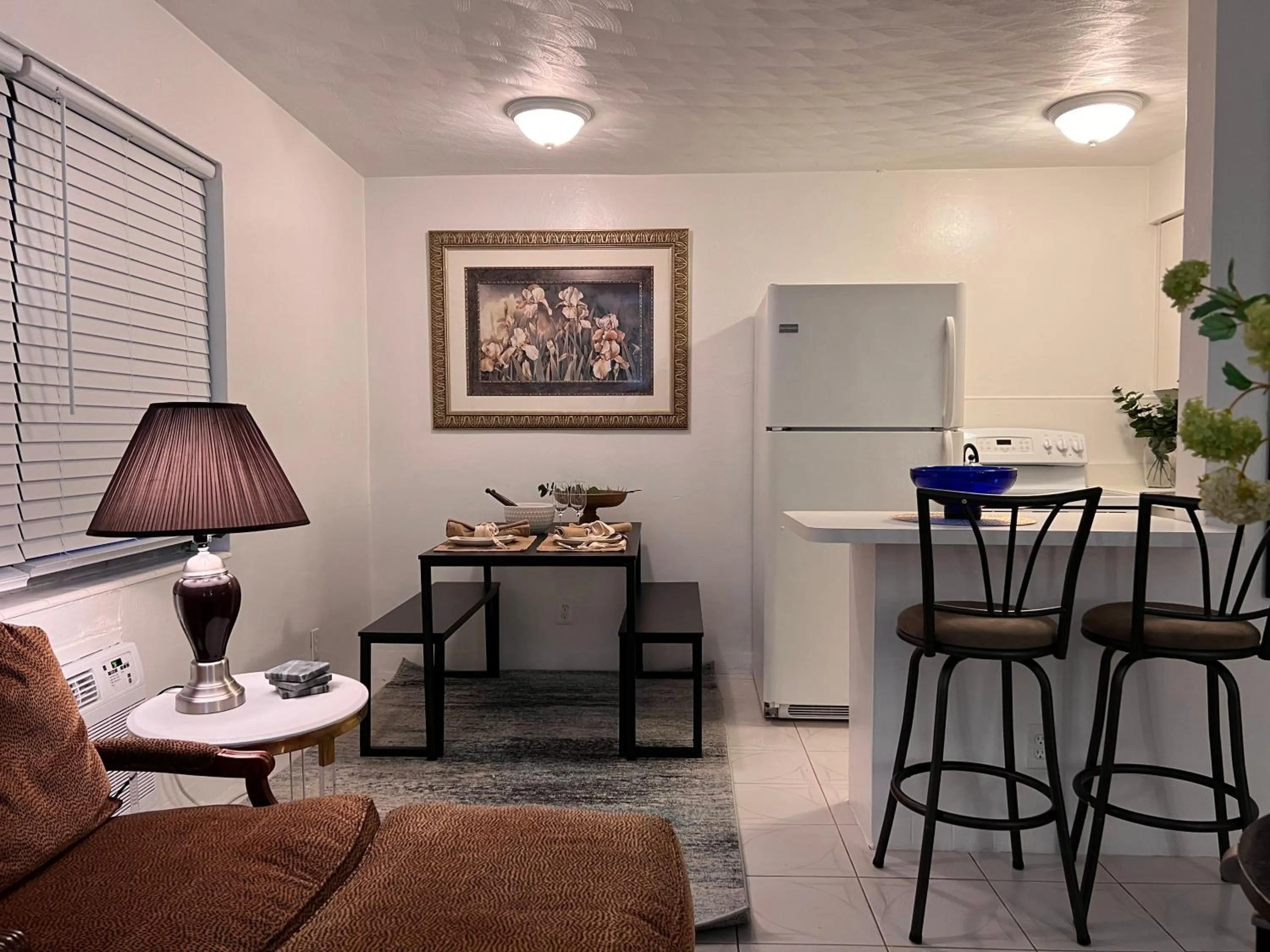 Kitchen or kitchenette in Victoria Park Regency