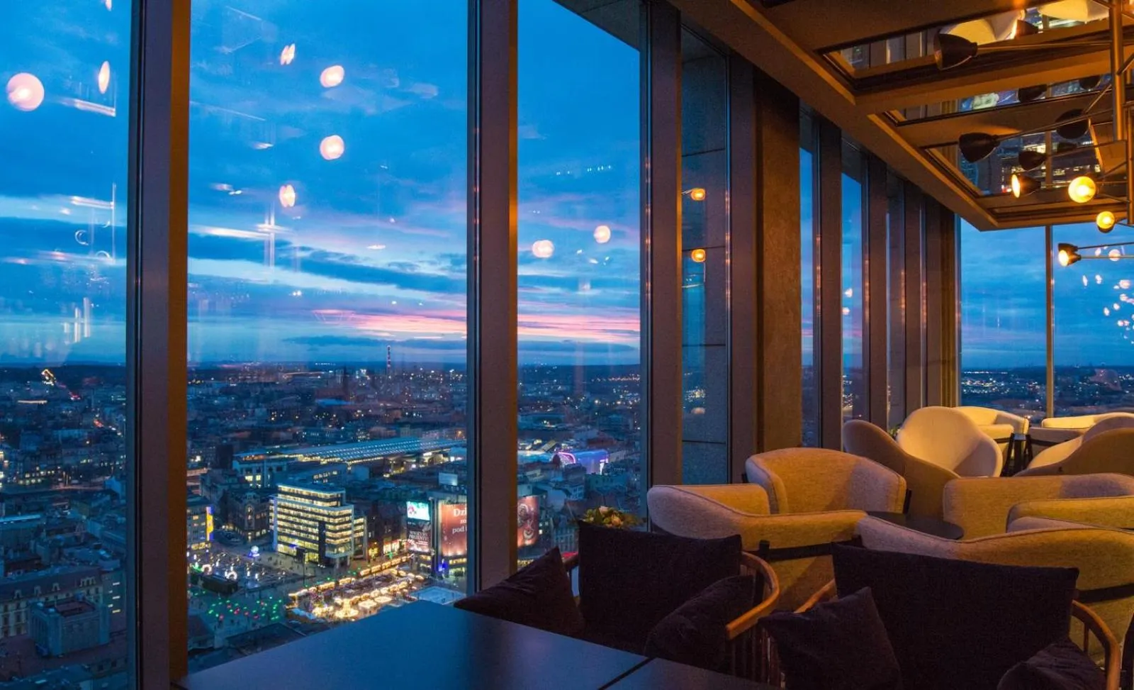 Restaurant/places to eat in Courtyard by Marriott Katowice City Center