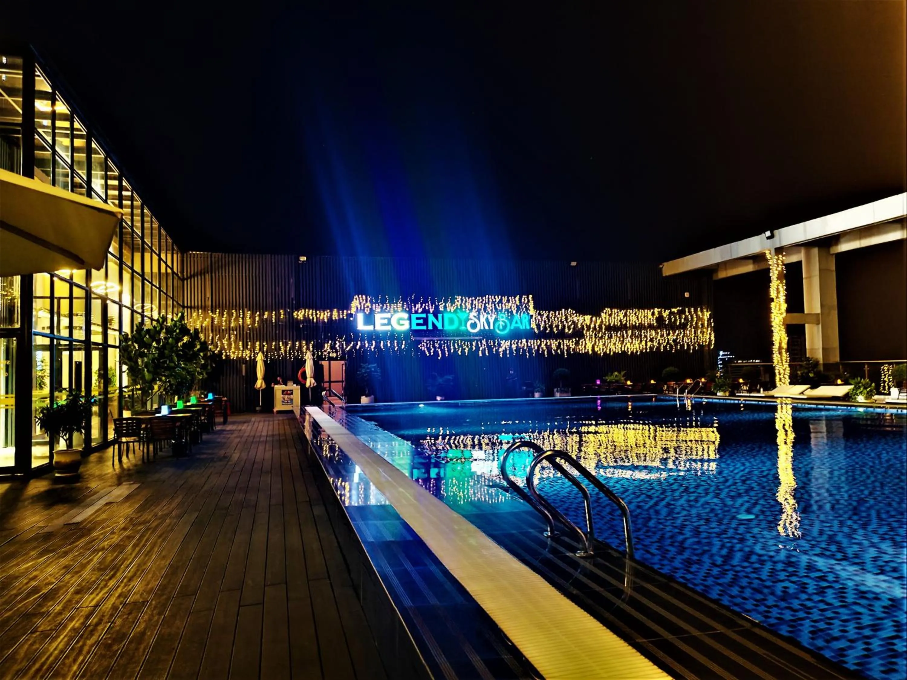 Lounge or bar in Legend Hotel and Resort