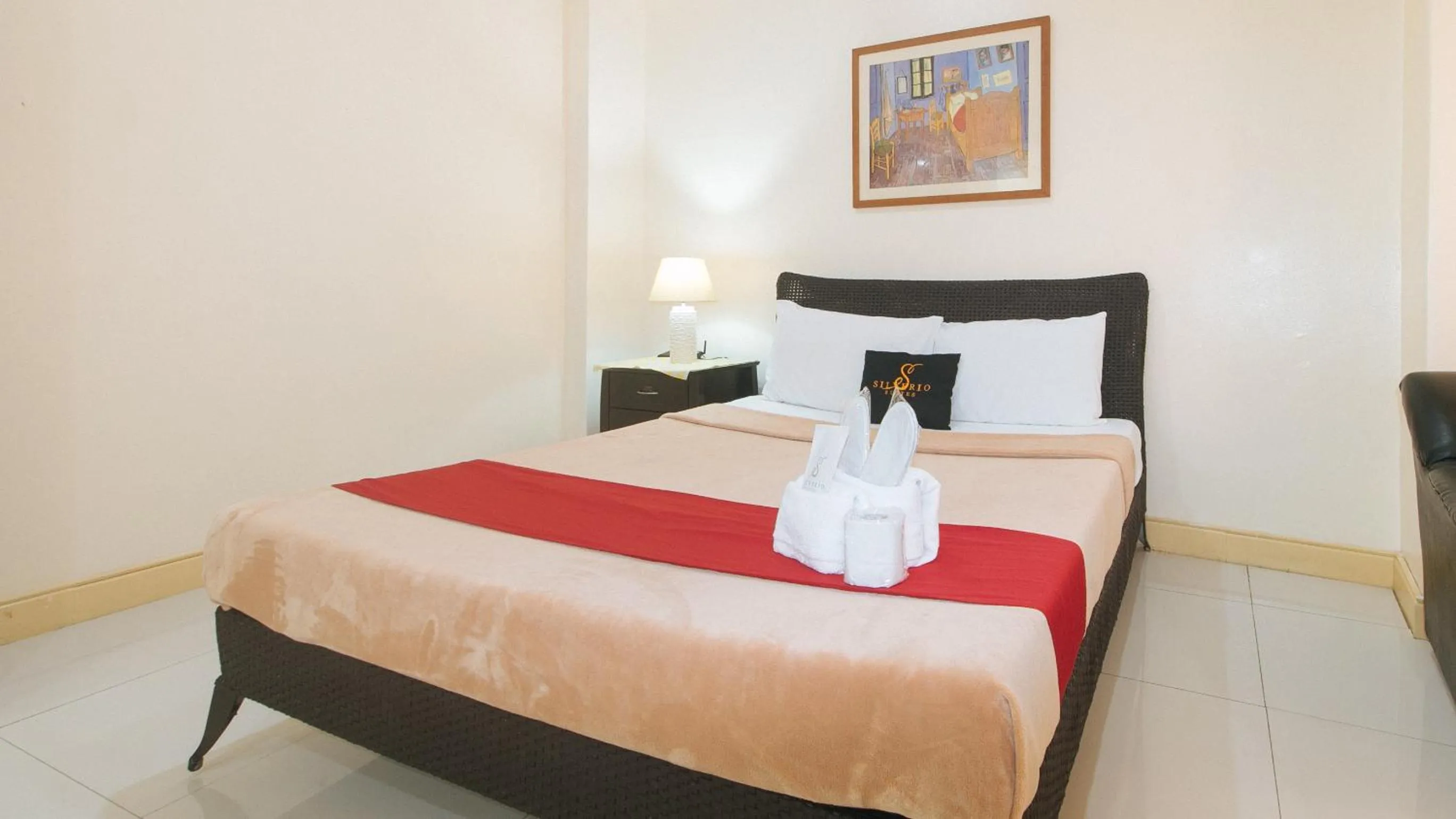 Bed in 153 Silverio Suites Betterliving Paranaque
