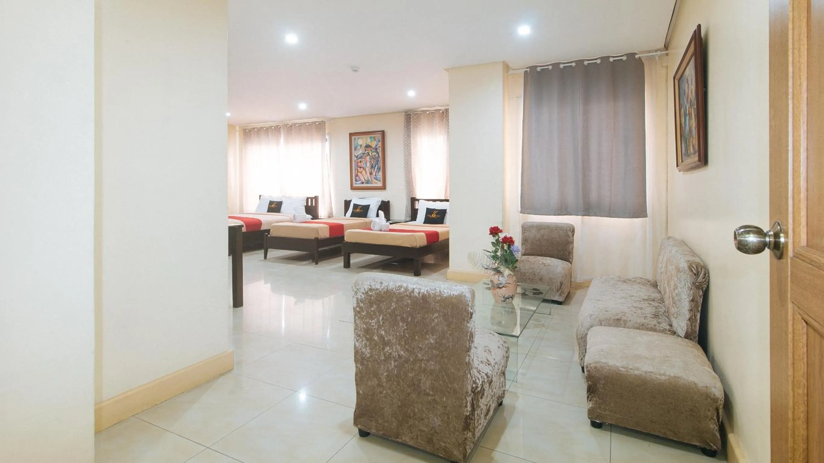 TV and multimedia in 153 Silverio Suites Betterliving Paranaque