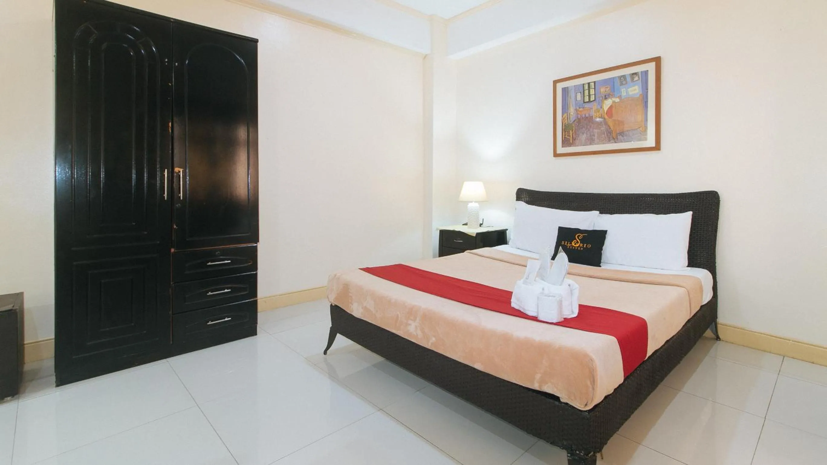 Bed in 153 Silverio Suites Betterliving Paranaque