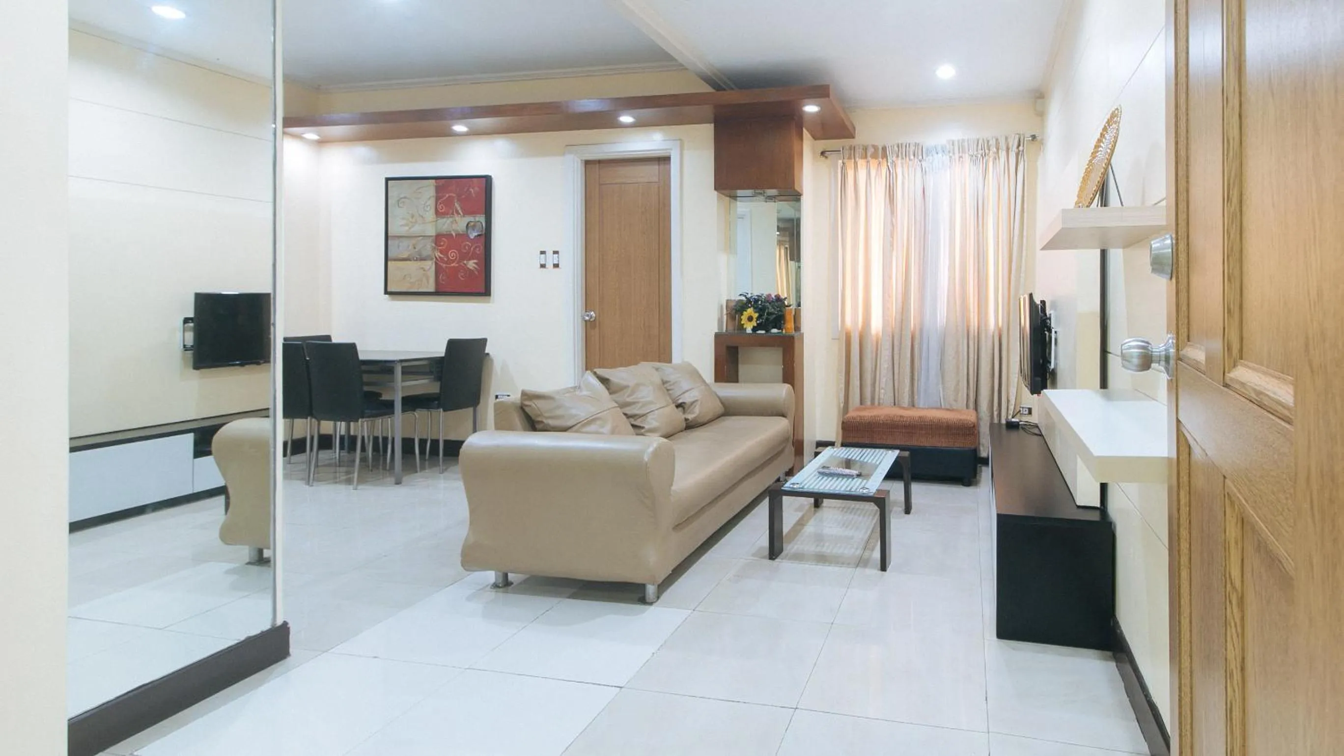 TV and multimedia in 153 Silverio Suites Betterliving Paranaque