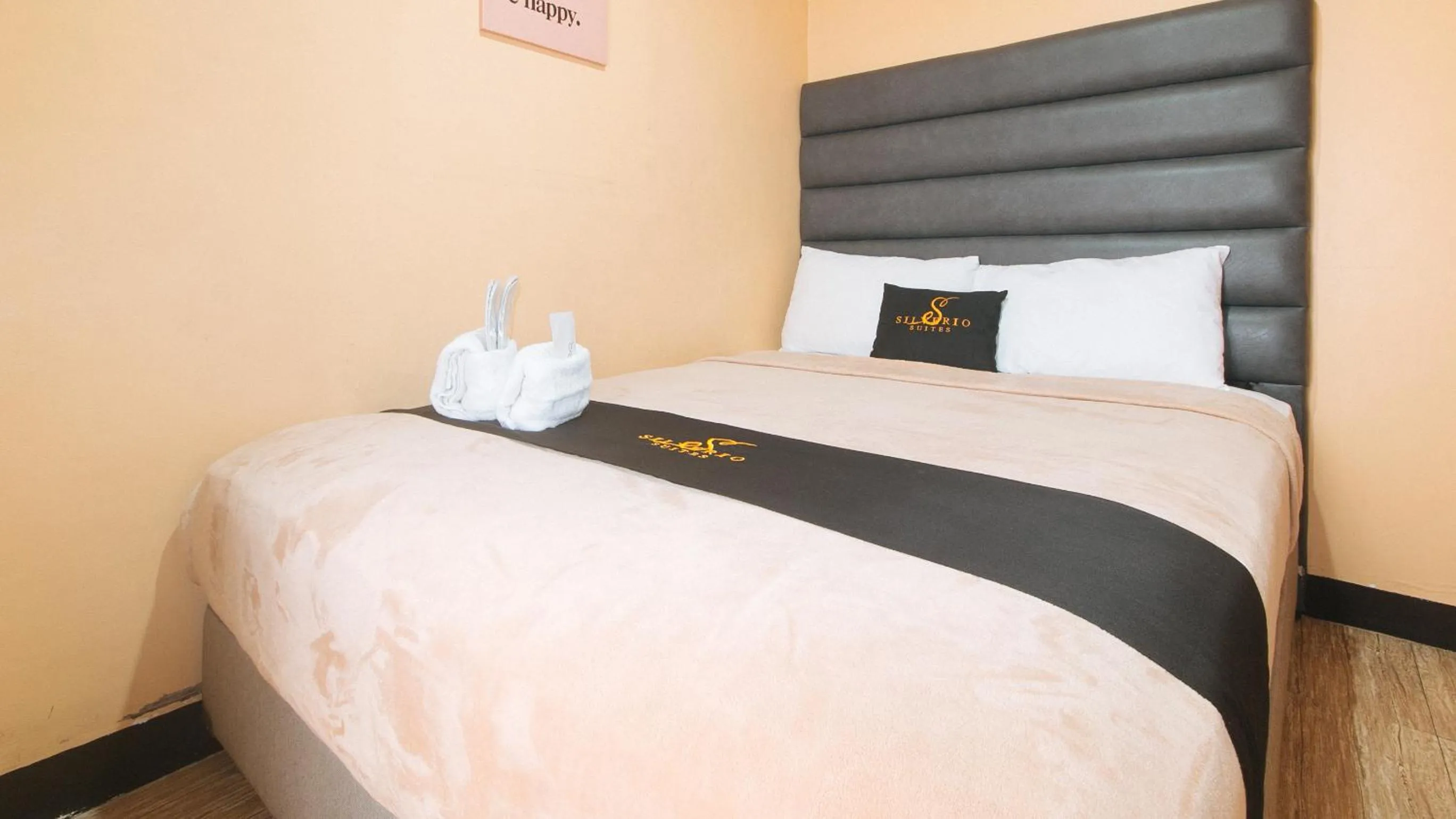 Bed in 153 Silverio Suites Betterliving Paranaque