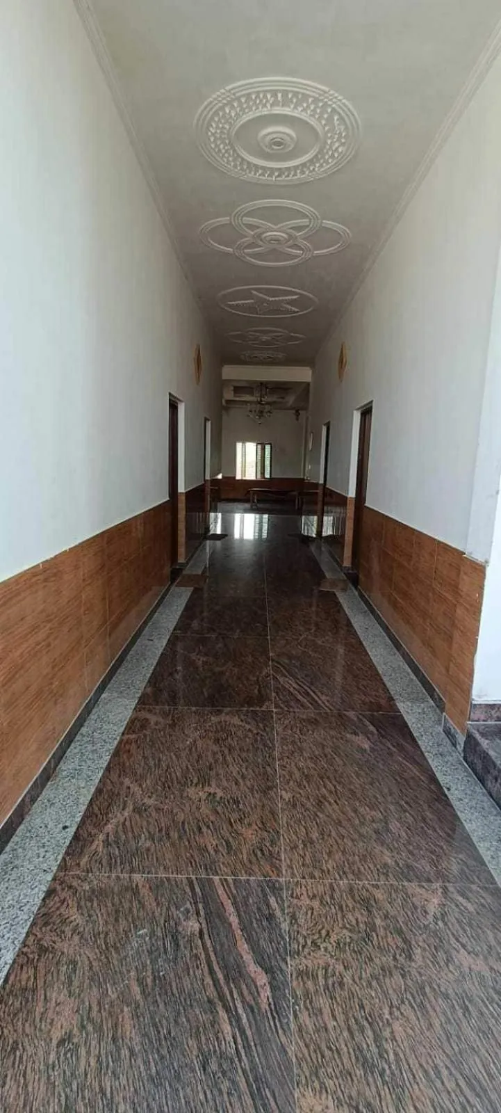 Lobby or reception in Hotel O POP Angoori Farm House