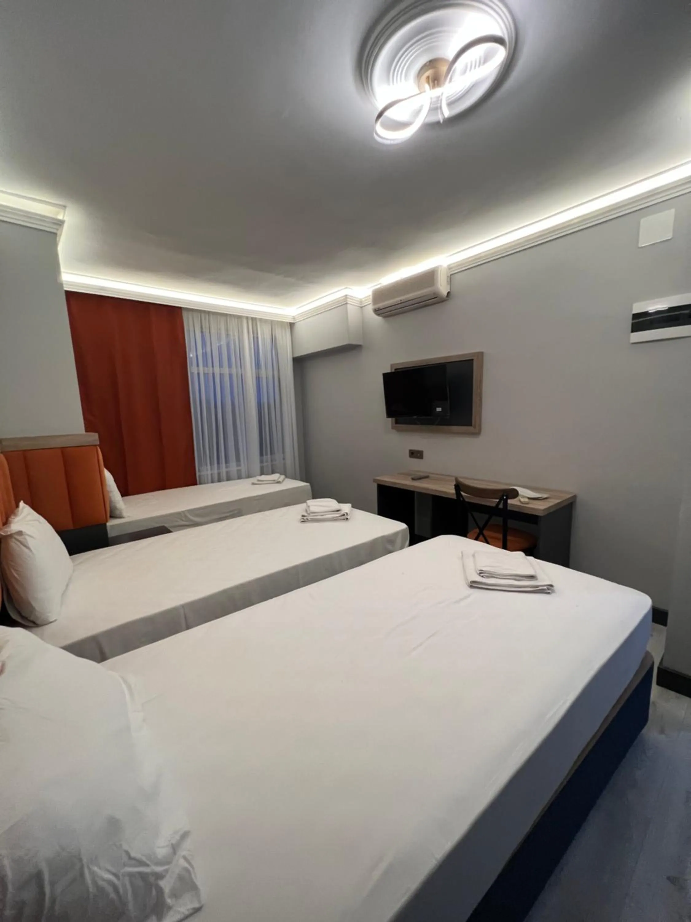 Photo of the whole room in TEMEL PARK OTEL