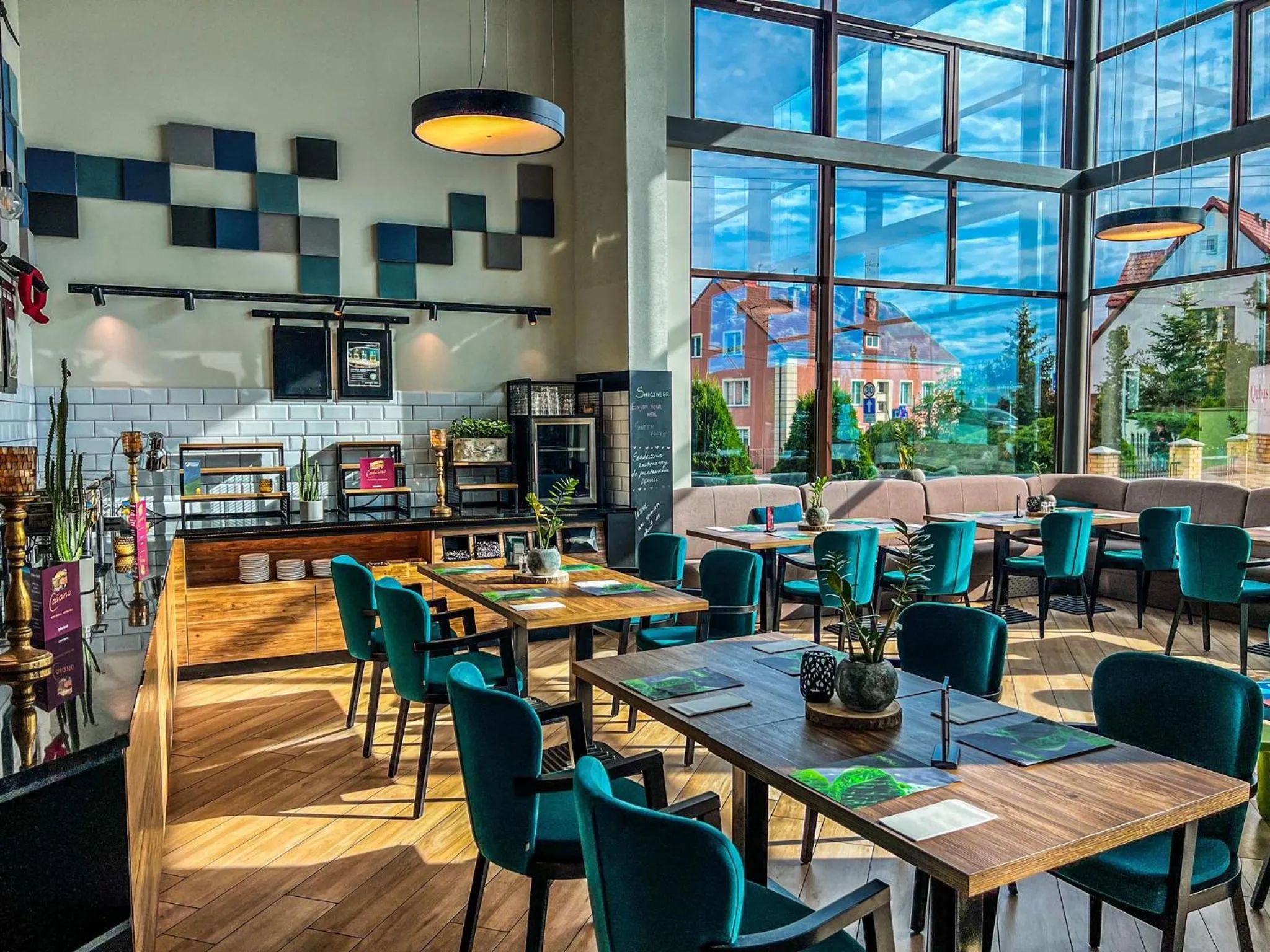 Restaurant/places to eat in Qubus Hotel Zielona Góra