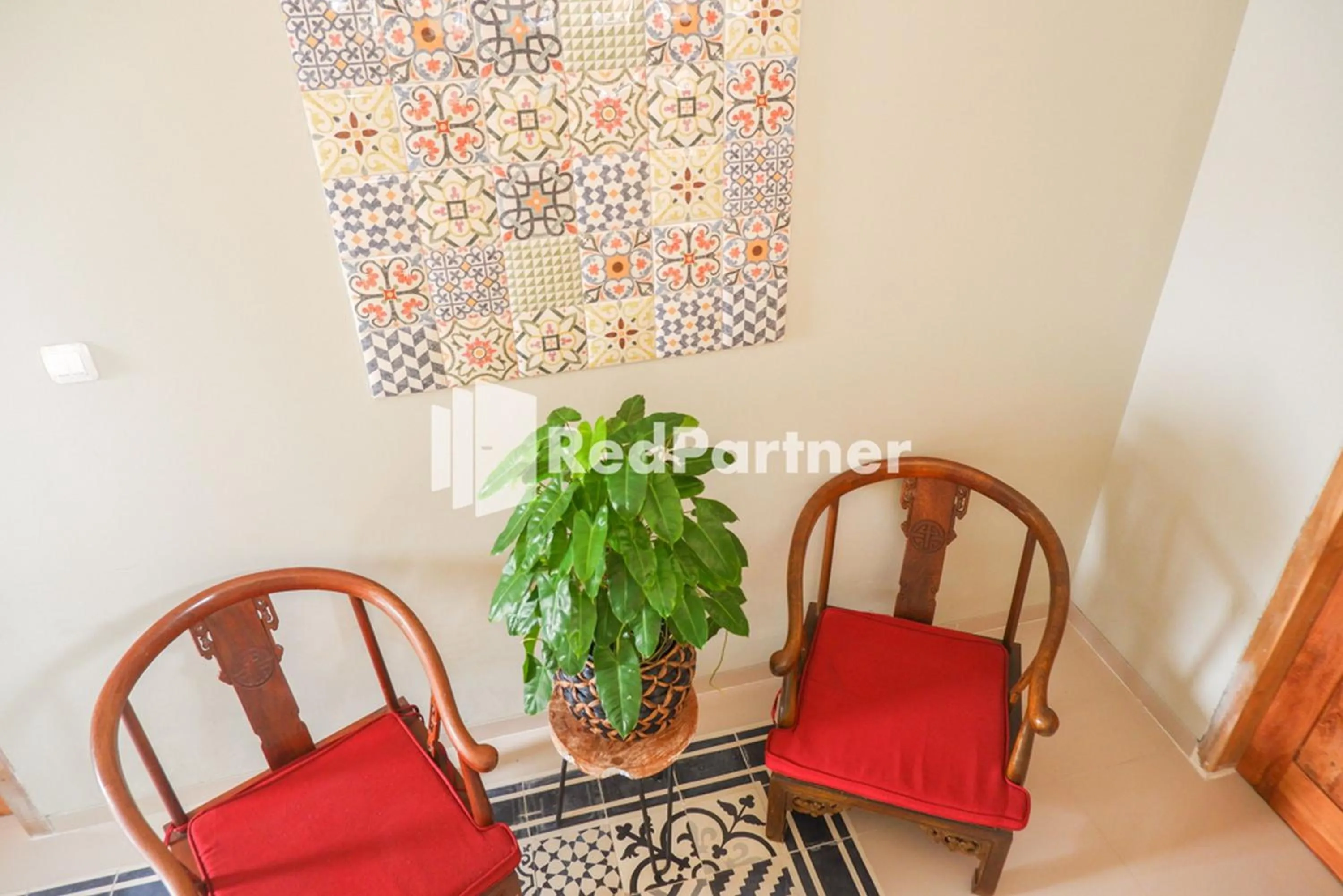 Seating area in Rumah CIA Taman Siswa near Malioboro Yogyakarta Mitra RedDoorz