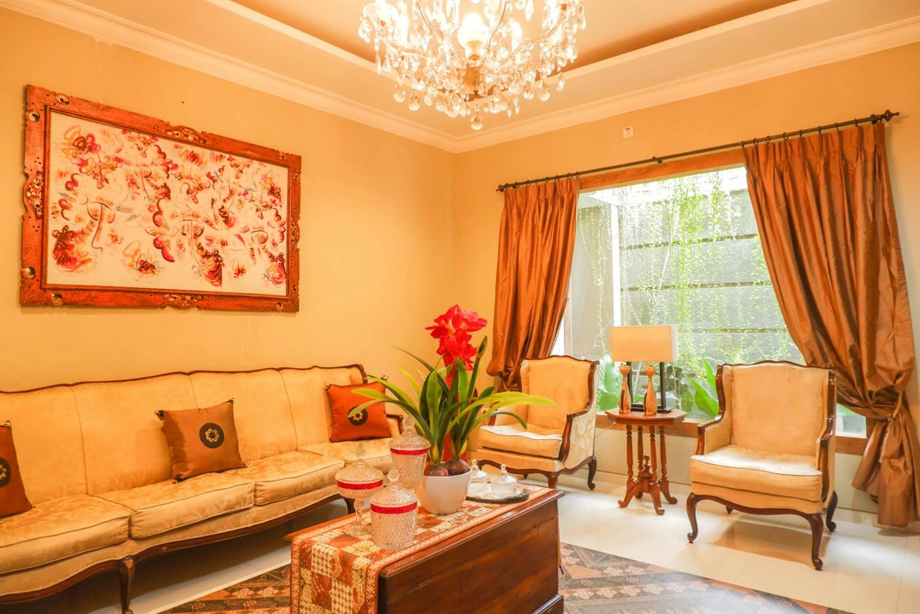 Seating area in Rumah CIA Taman Siswa near Malioboro Yogyakarta Mitra RedDoorz