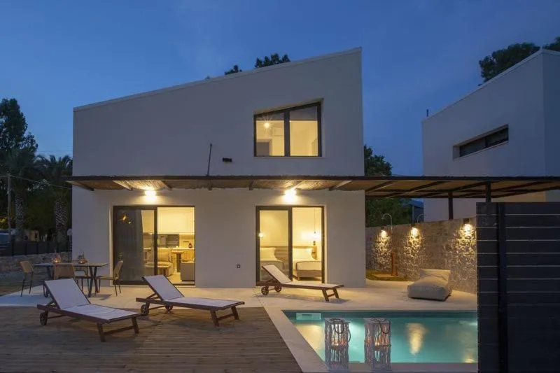 SEASCAPE VILLAS VASSILIKI - Beachfront villas