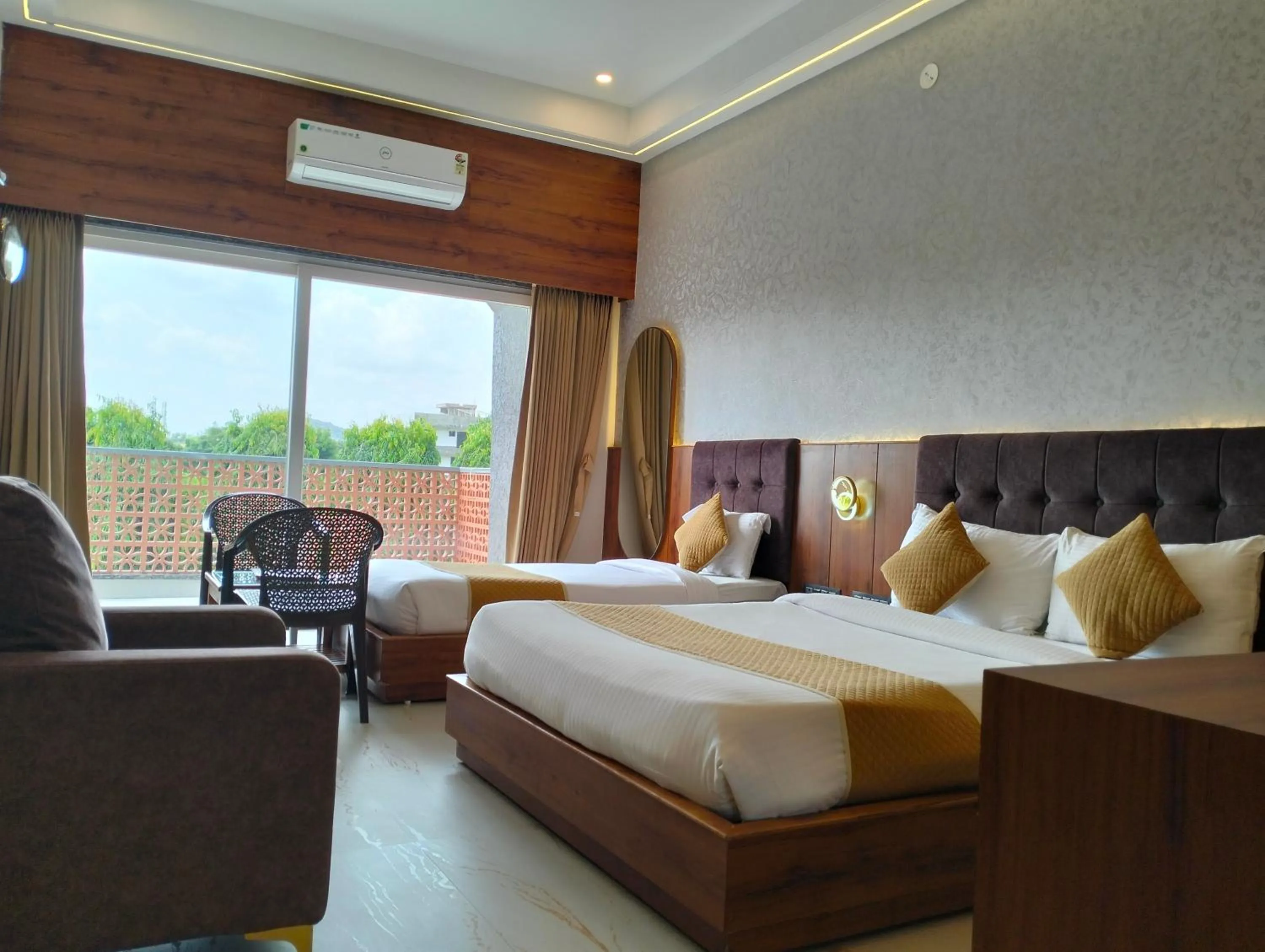 Photo of the whole room, Bed in Nature Retreat Resorts- Life in Nature