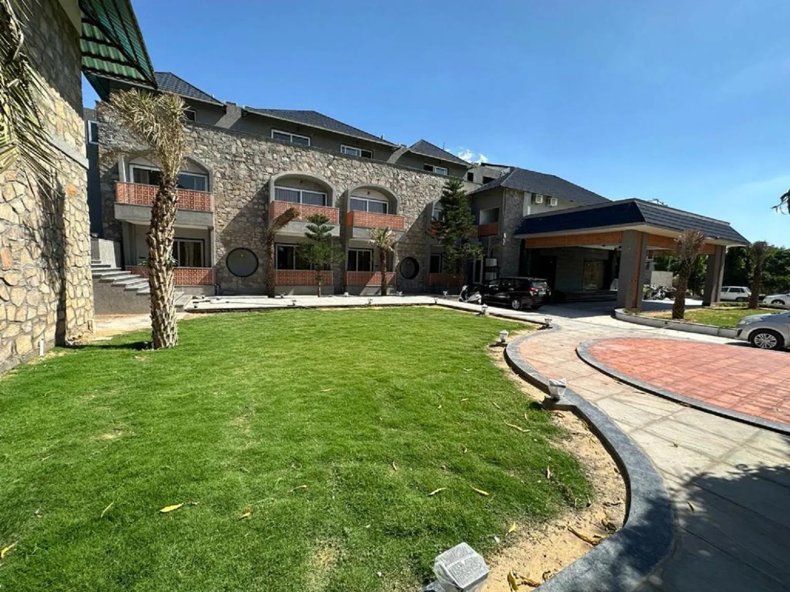 Property building in Nature Retreat Resorts- Life in Nature