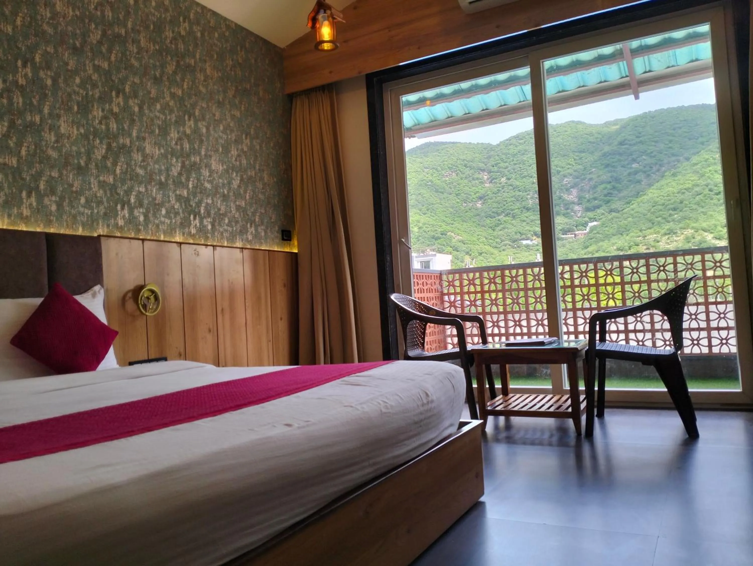 Mountain view, Bed in Nature Retreat Resorts- Life in Nature