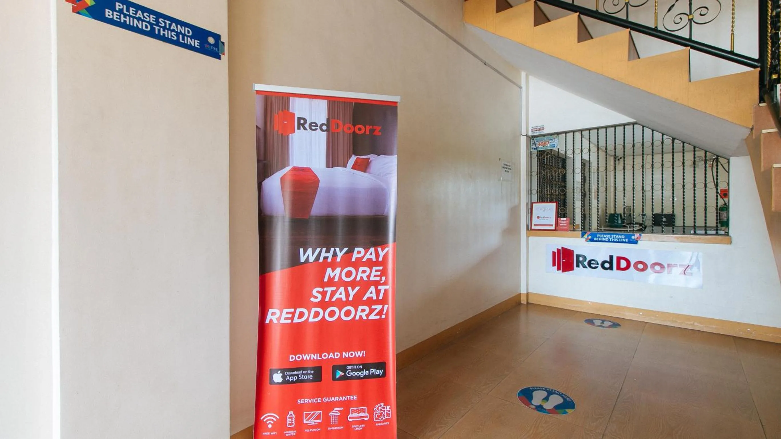 Lobby or reception in RedDoorz @ Golden Skye Hotel Guagua