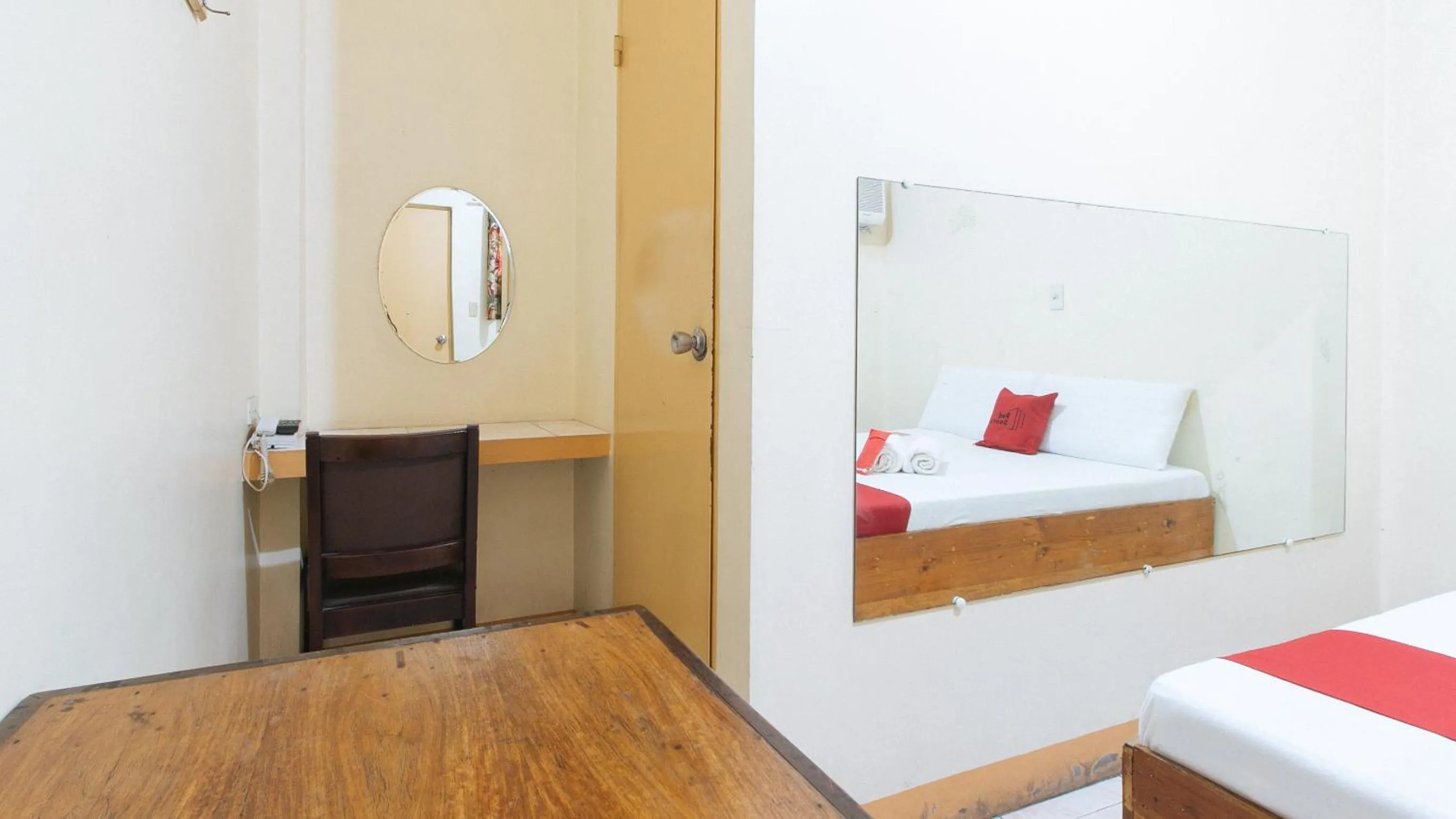 Bed in RedDoorz @ Golden Victory Hotel Mabalacat Pampanga