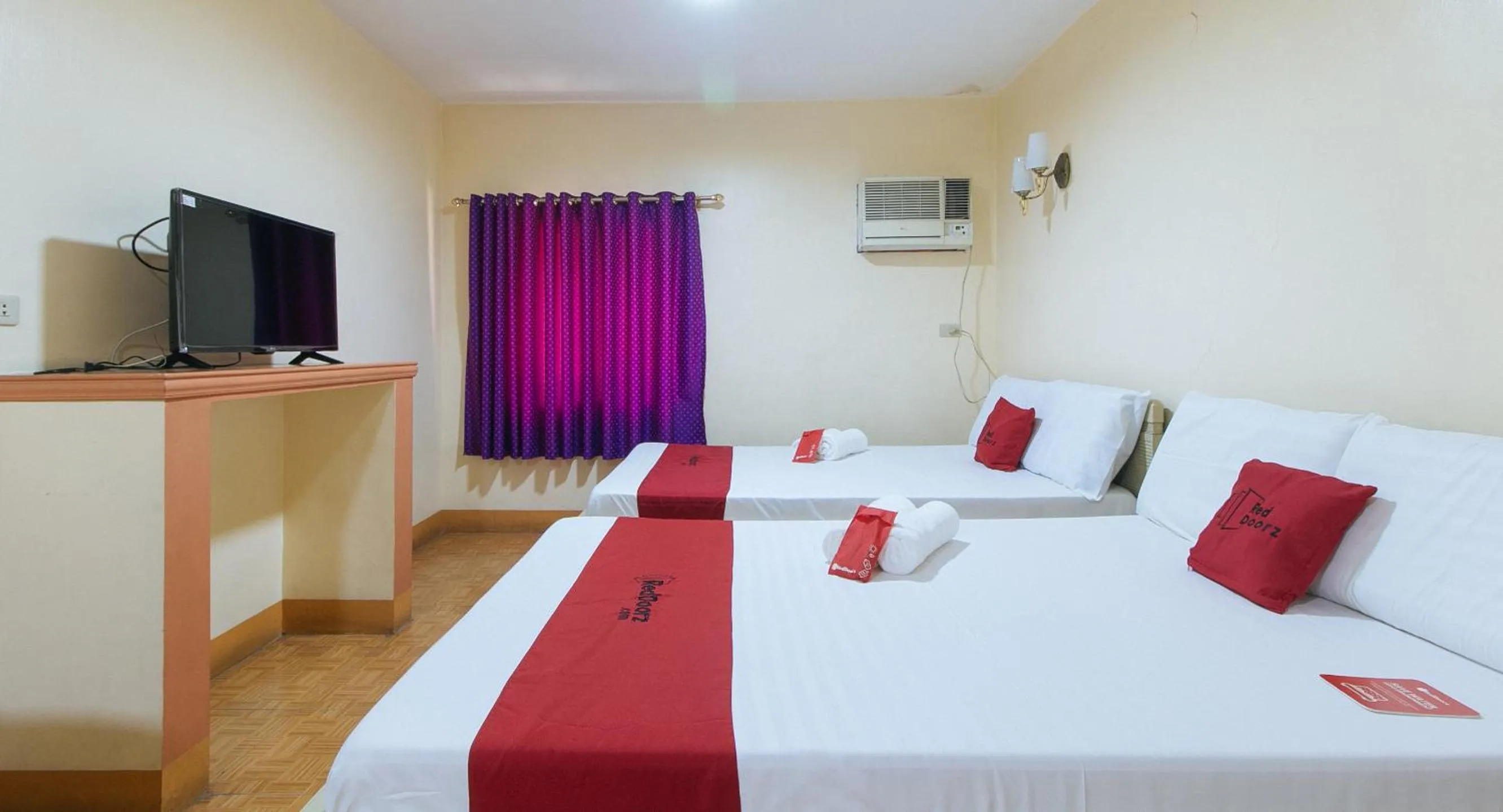Bed in RedDoorz @ Golden Victory Hotel Mabalacat Pampanga