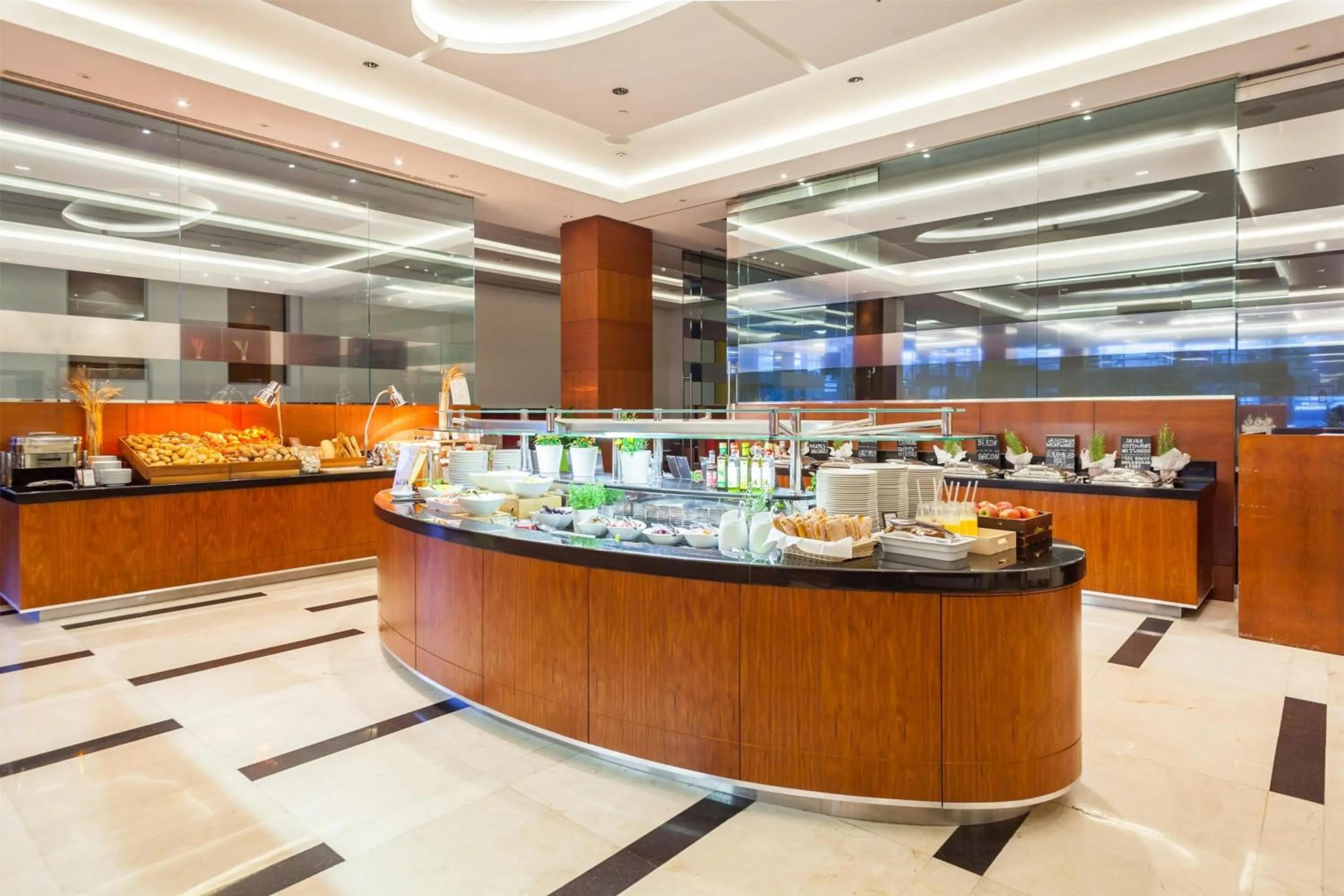Breakfast in Hilton Warsaw City Hotel