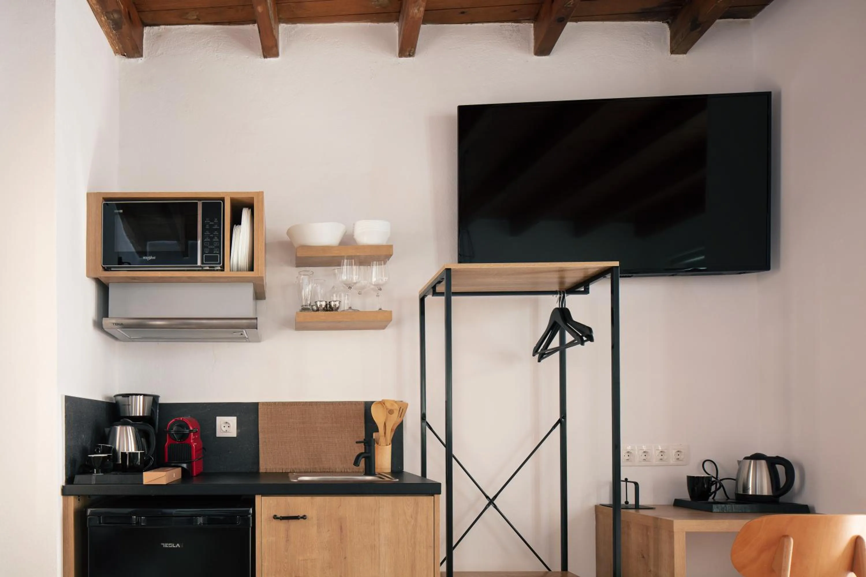 kitchen in Gateway Suites