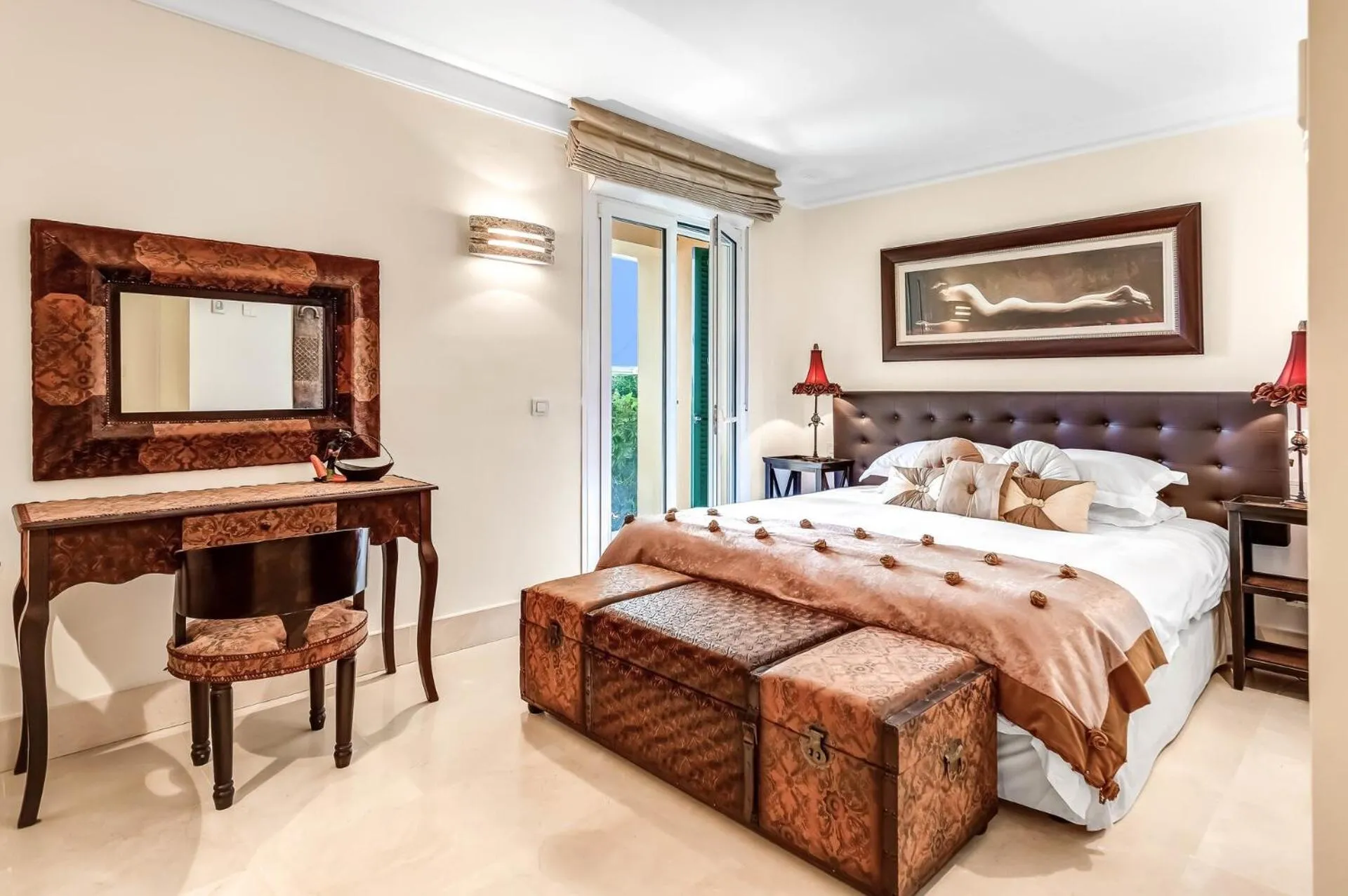 Bed in YOLO Spaces - Sotogrande Marina Boutique Apartment