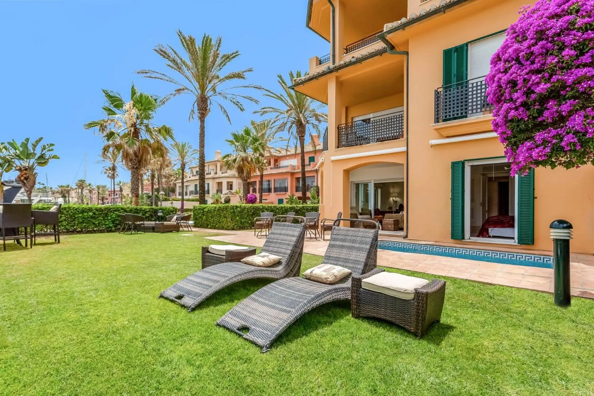 YOLO Spaces - Sotogrande Marina Boutique Apartment