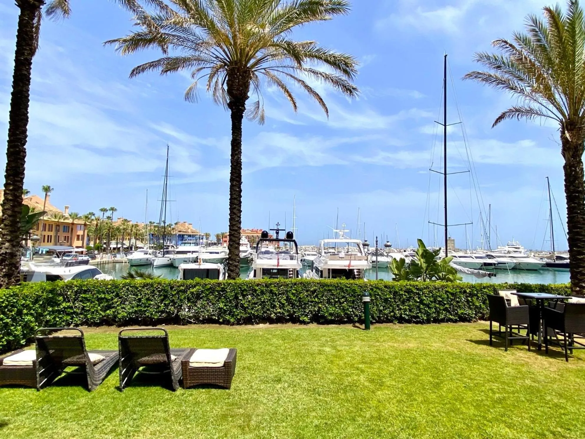 YOLO Spaces - Sotogrande Marina Boutique Apartment