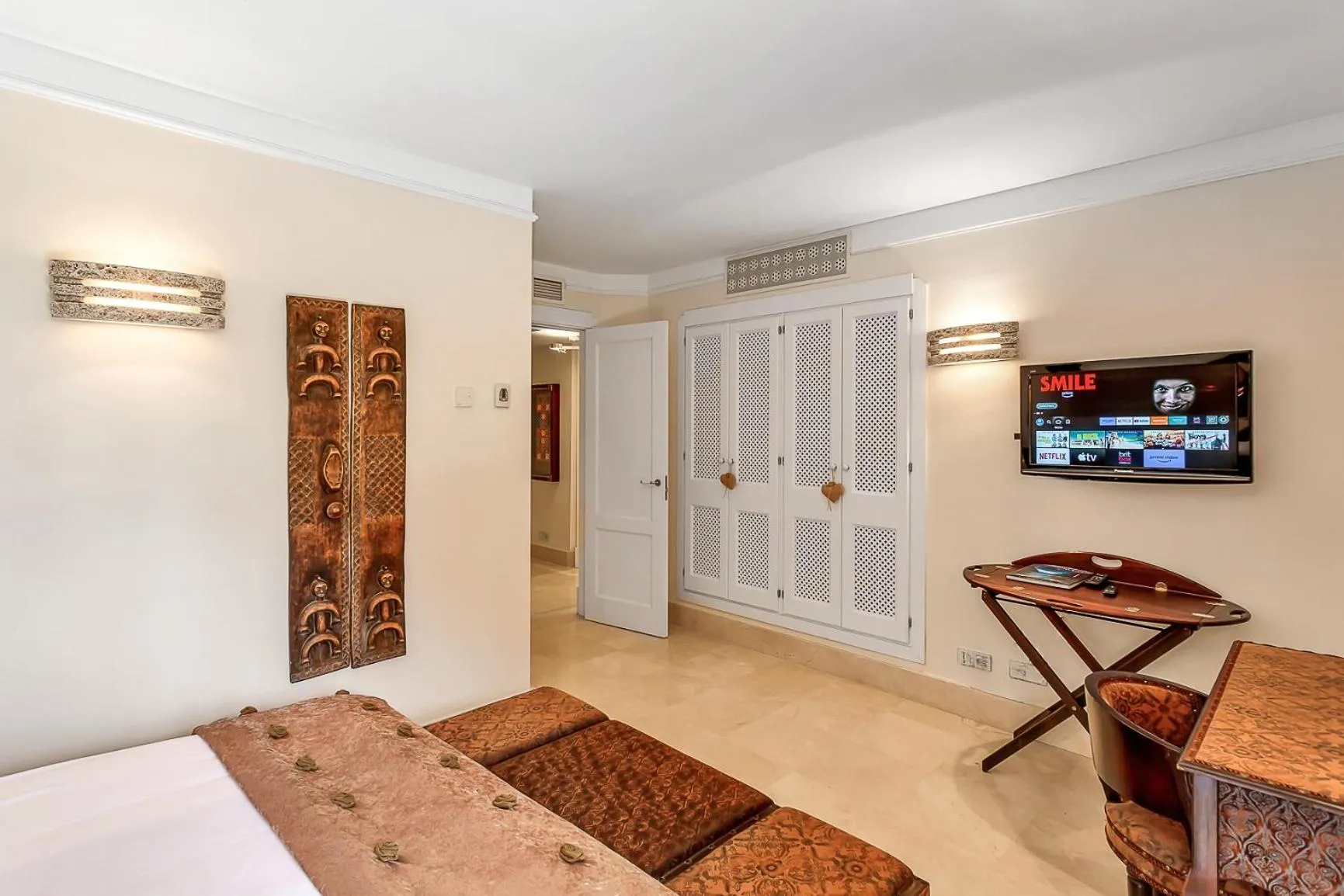 Bed in YOLO Spaces - Sotogrande Marina Boutique Apartment