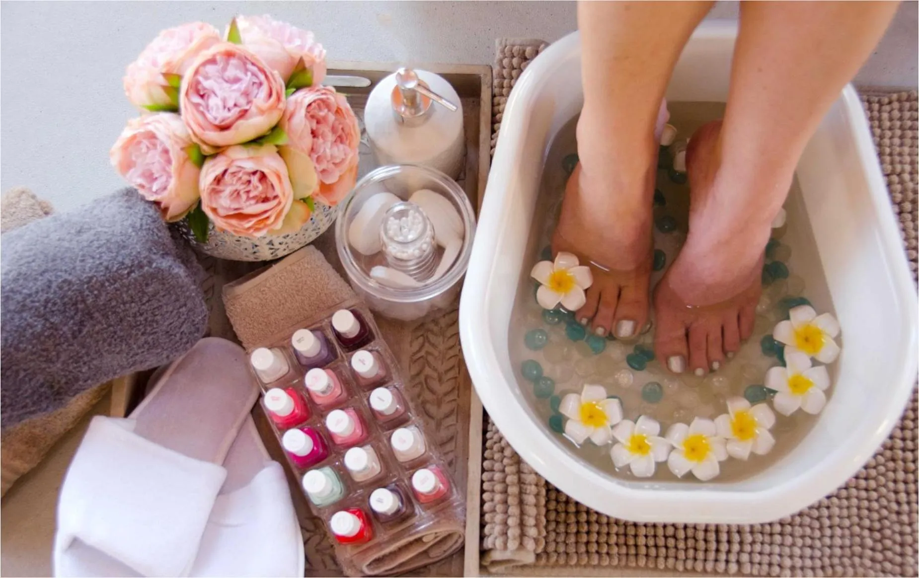 Massage in Three Oaks and an Aloe Boutique Hotel