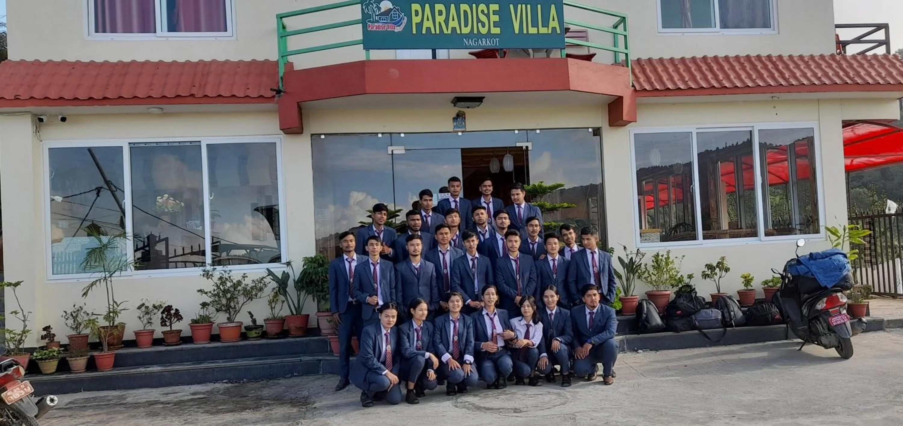 group of guests in Paradise Villa