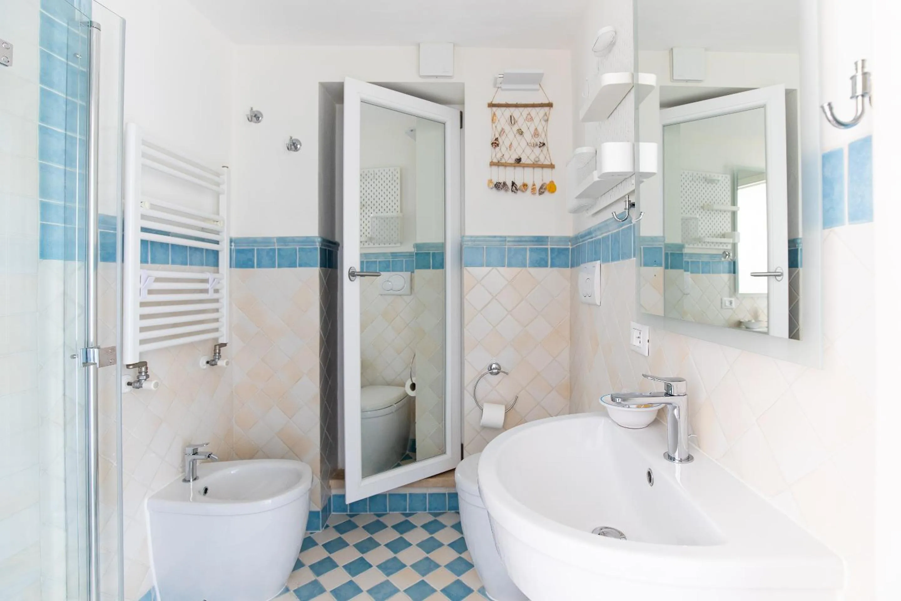 Bathroom in Suite Carducci Viareggio