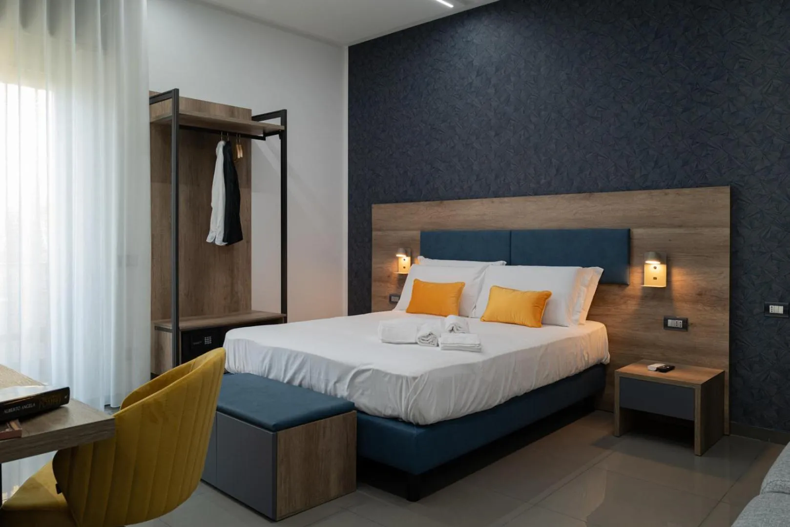 Superior Triple Room in MyHouse Pompei