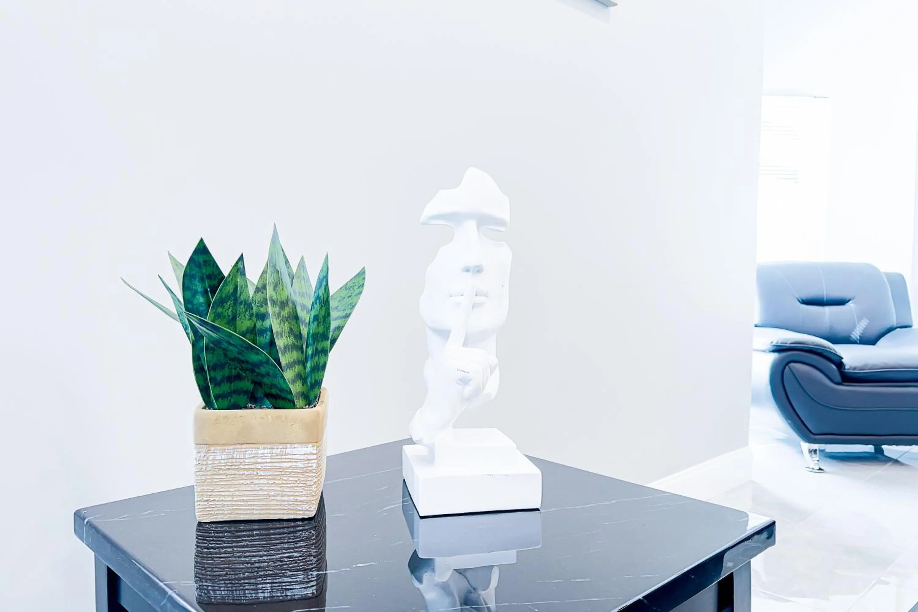 Decorative detail in The Cedar Chateau