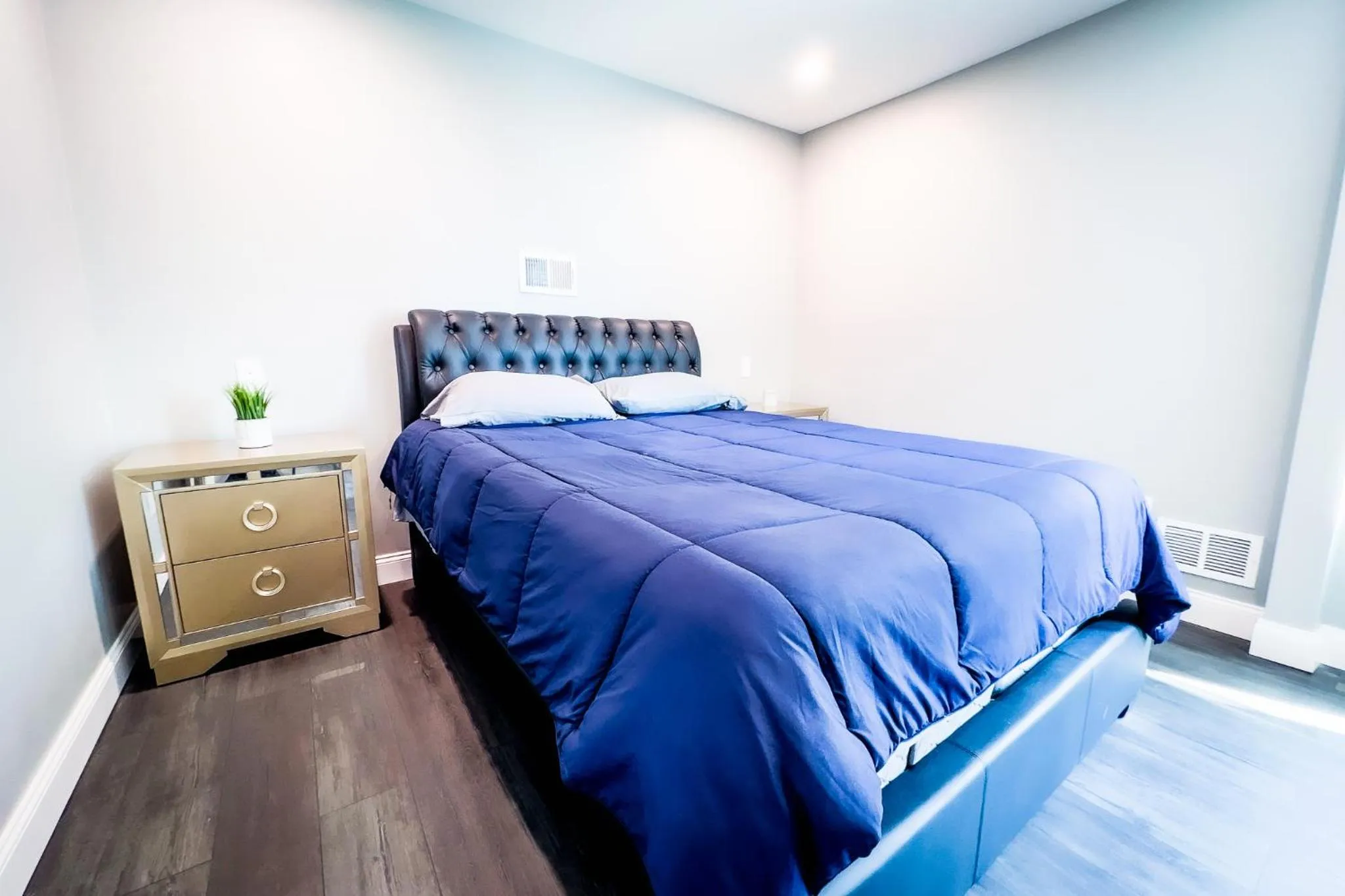 Bed in The Griffon House